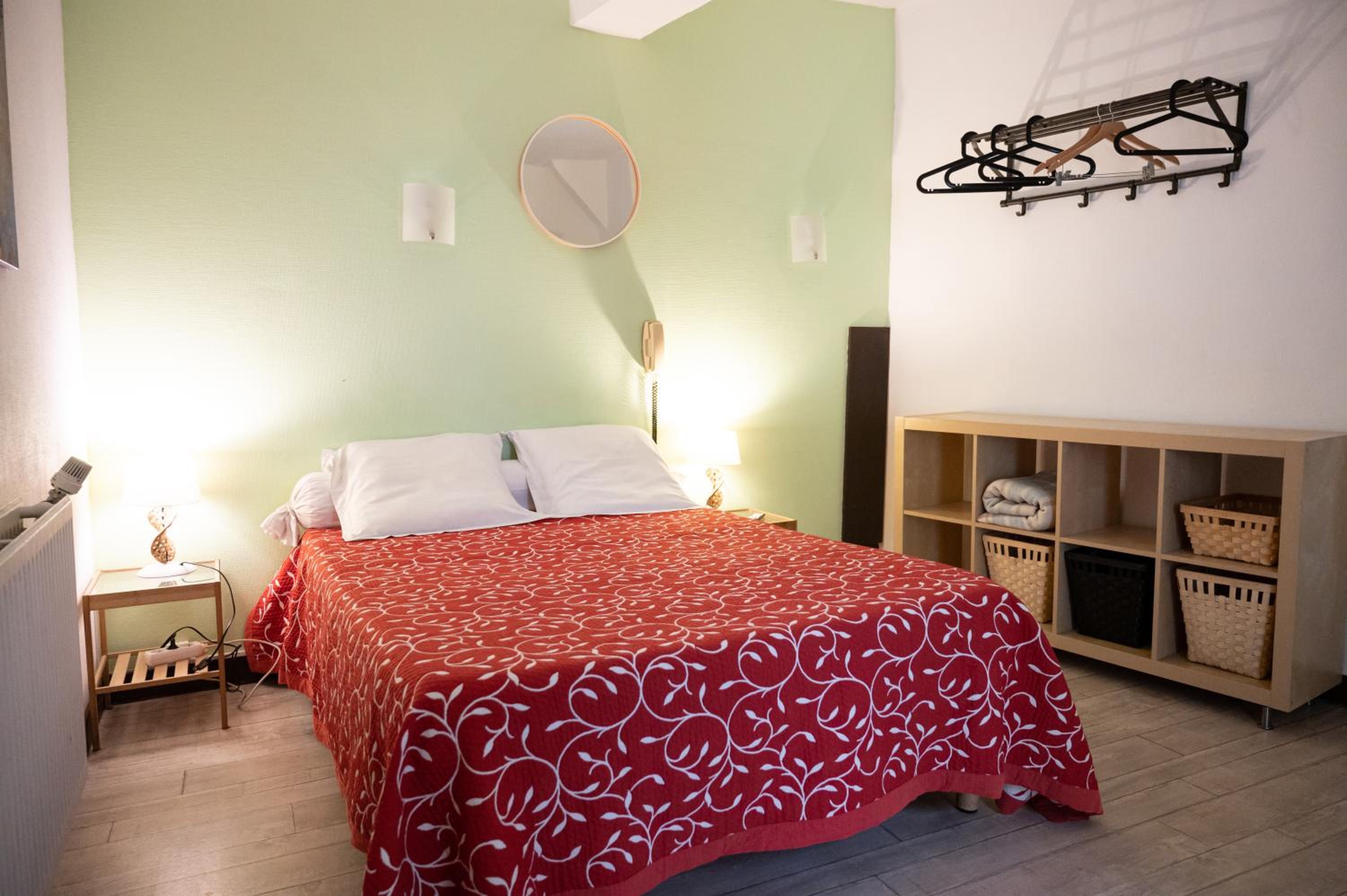 Double Room - Photo 1