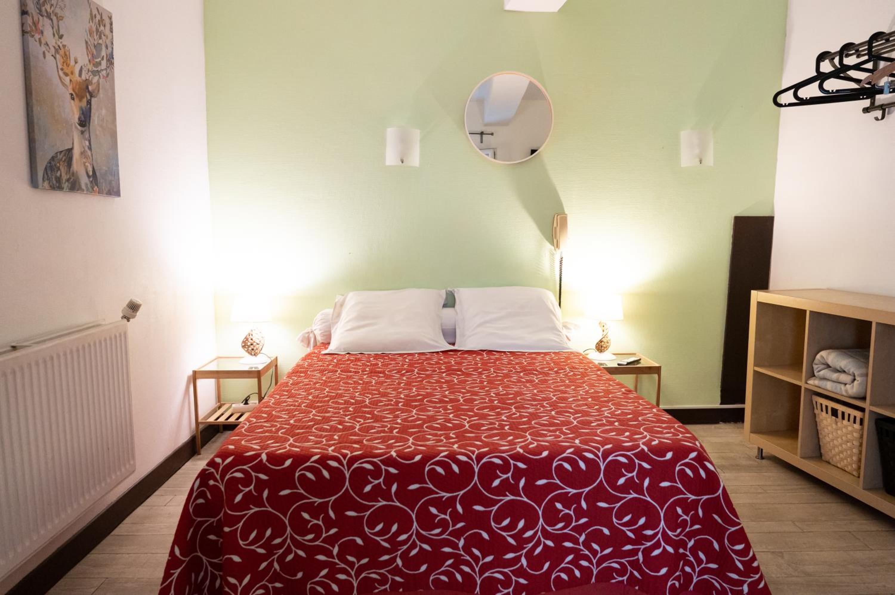 Double Room - Photo 14