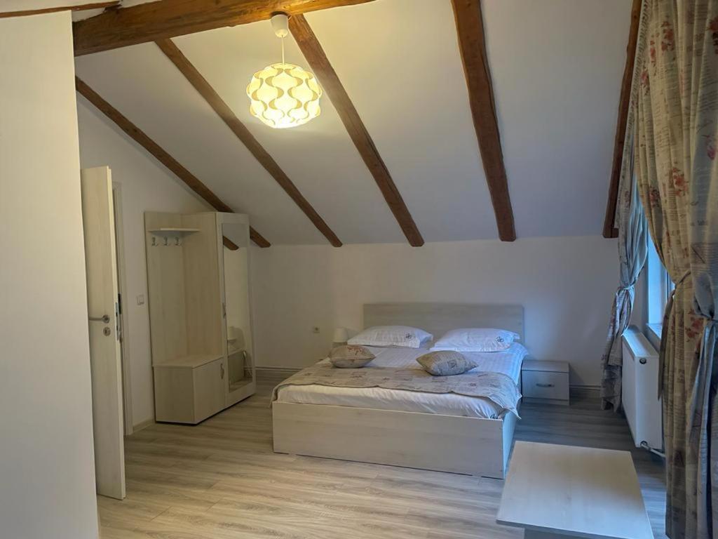 Triple Room with Balcony photo 3