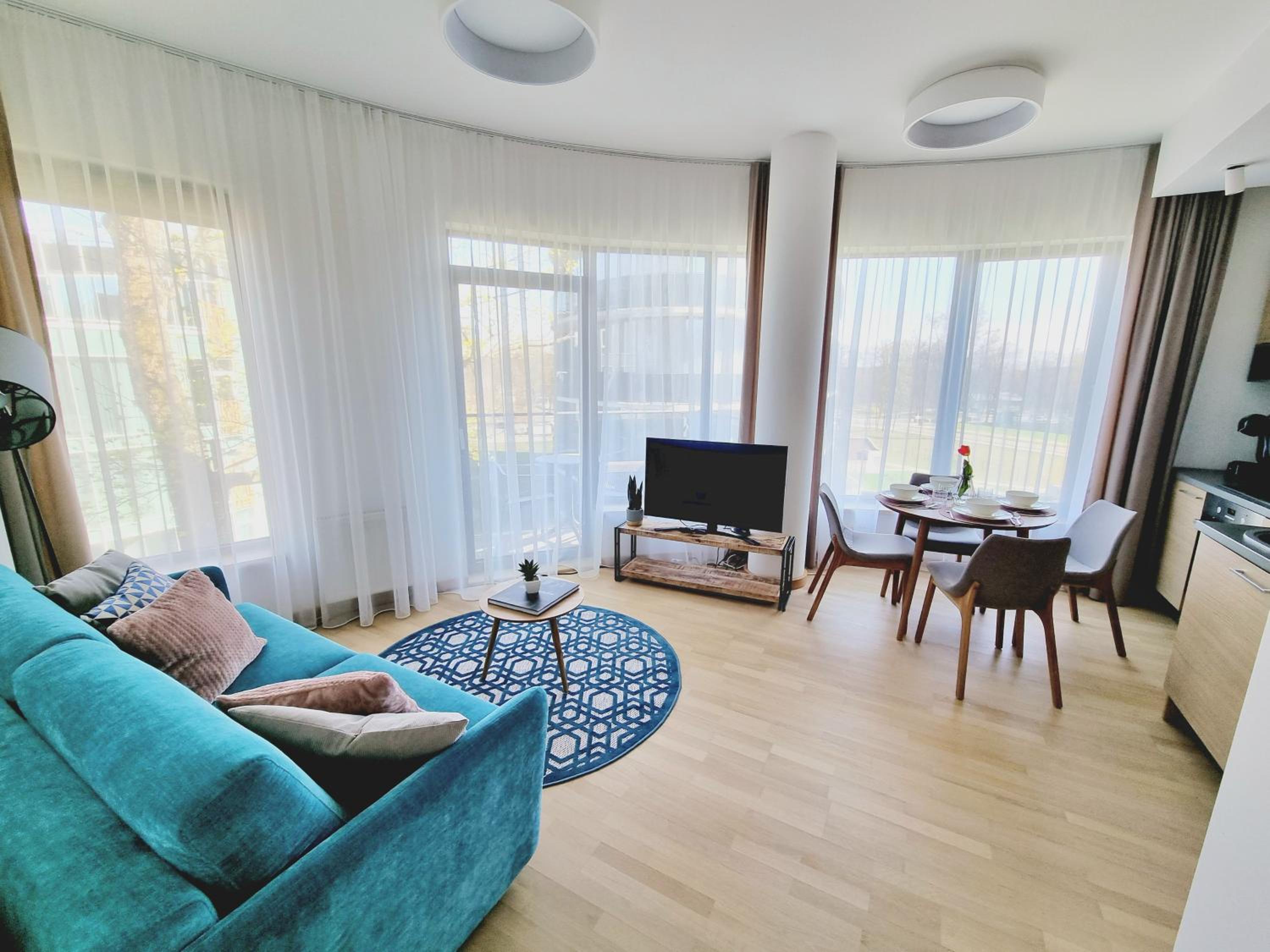 One-Bedroom Apartment - Photo 23
