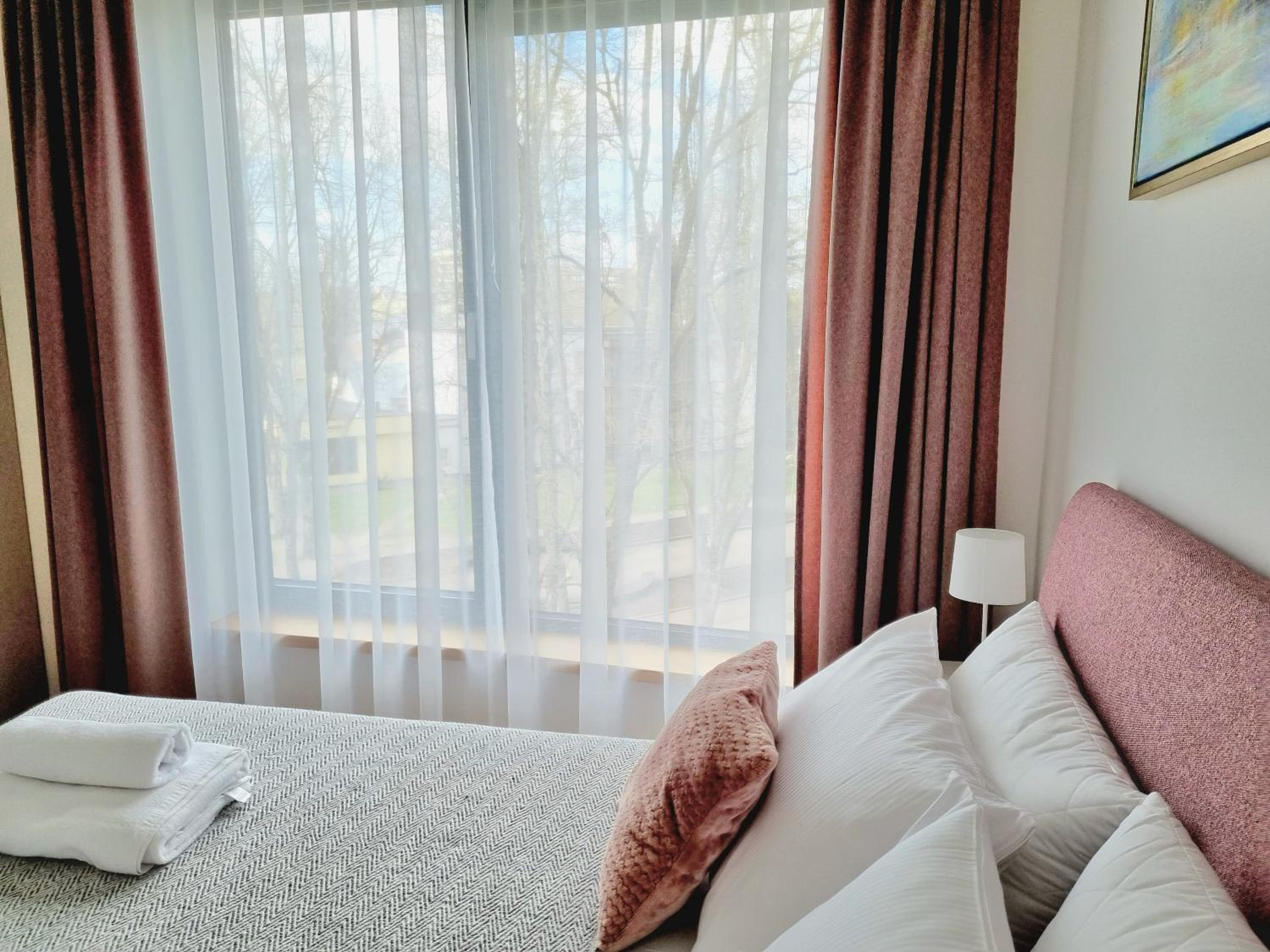 One-Bedroom Apartment - Photo 14