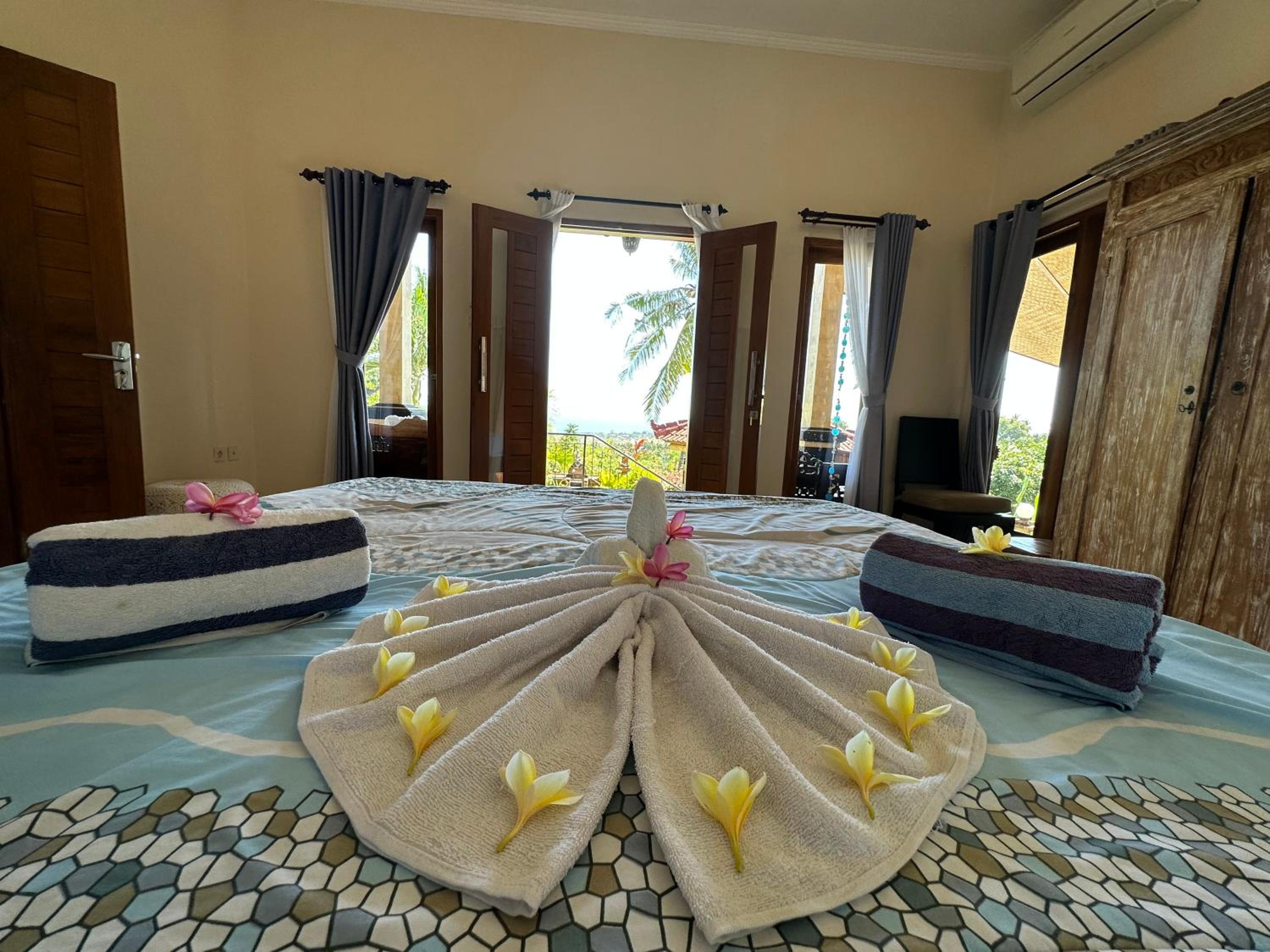 Deluxe Double Room with Sea View - Photo 7