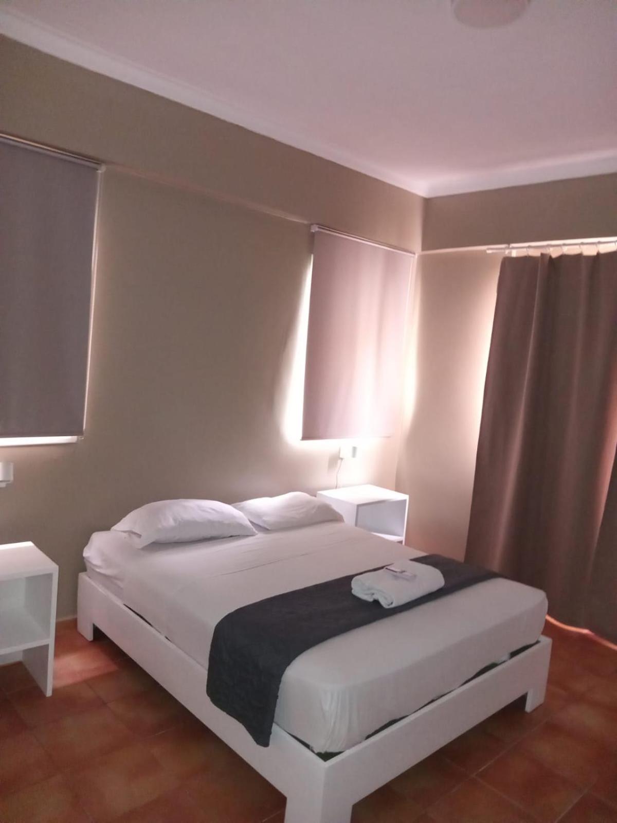 Three-Bedroom Apartment with Pool View photo 3
