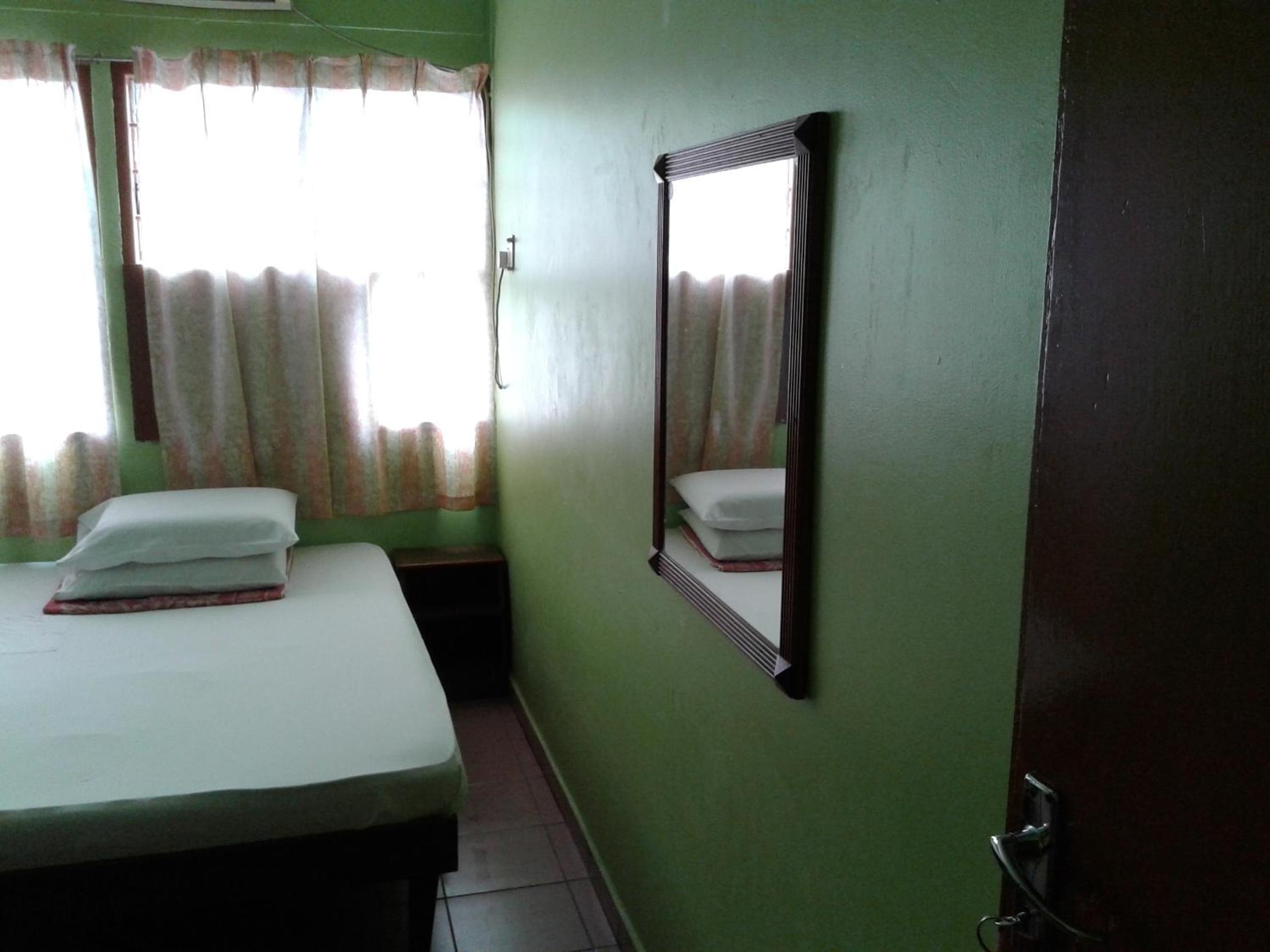 Standard Double or Twin Room photo 2