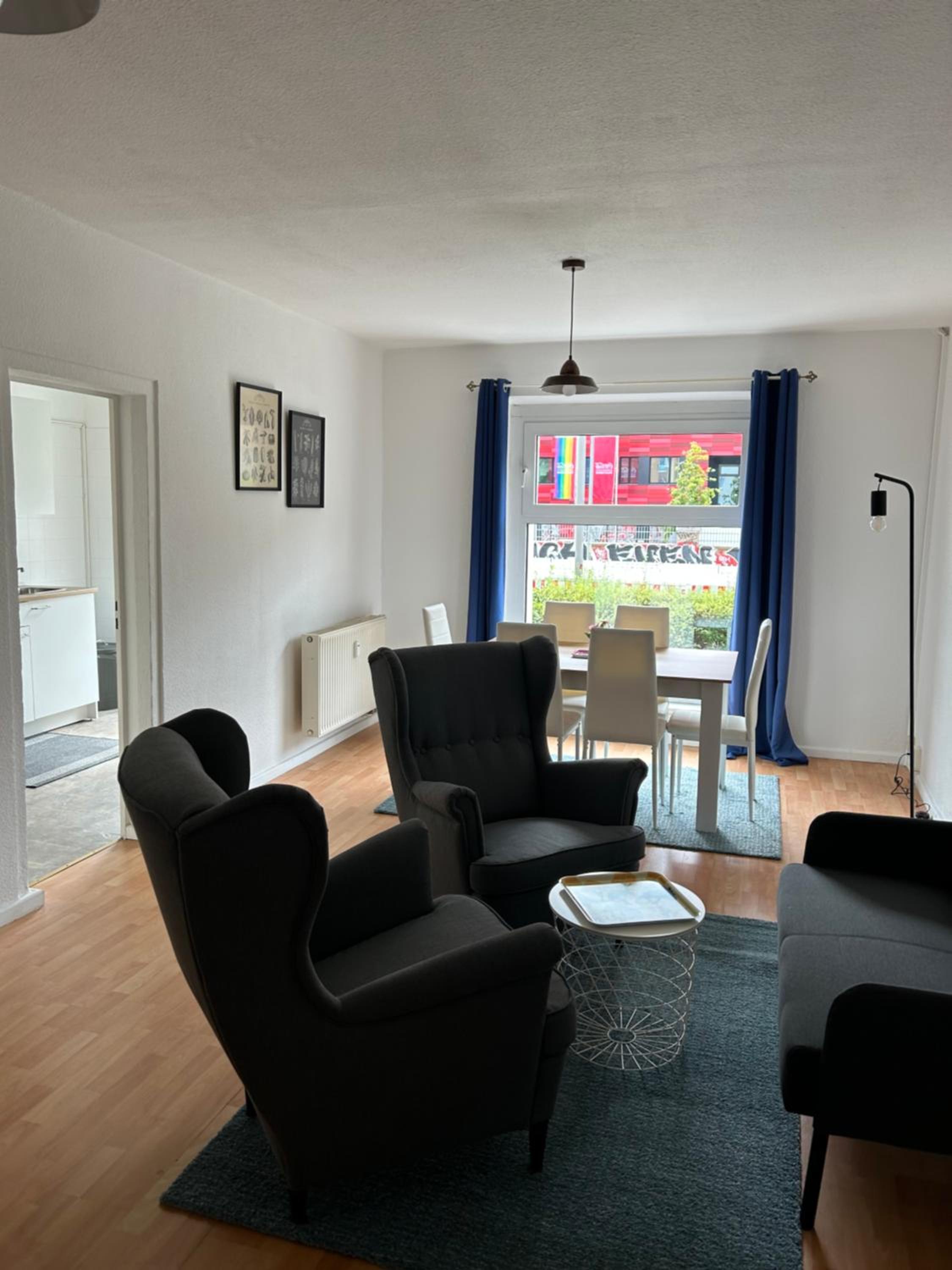 Three-Bedroom Apartment photo 3