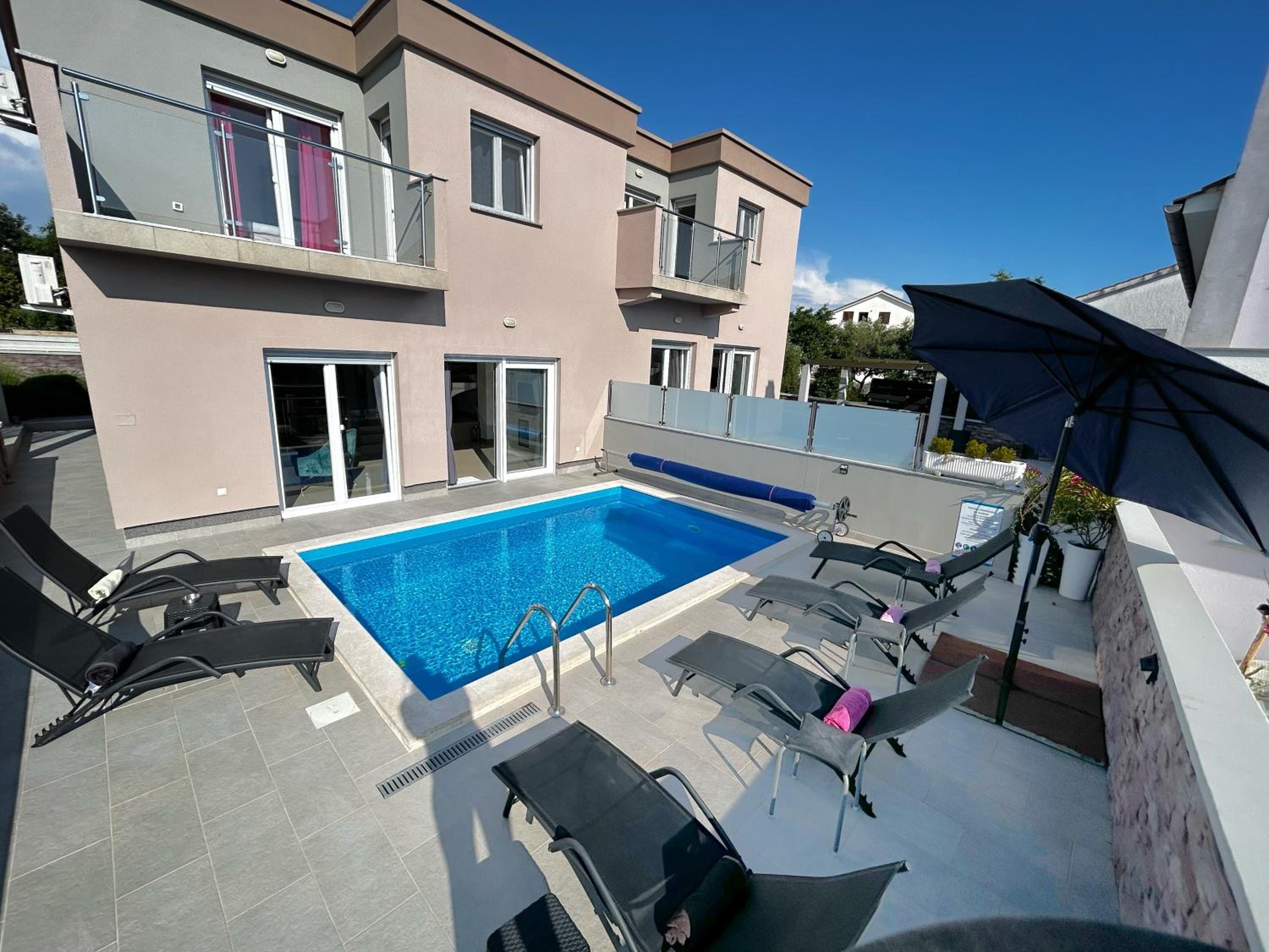 Villa with Private Pool photo 1