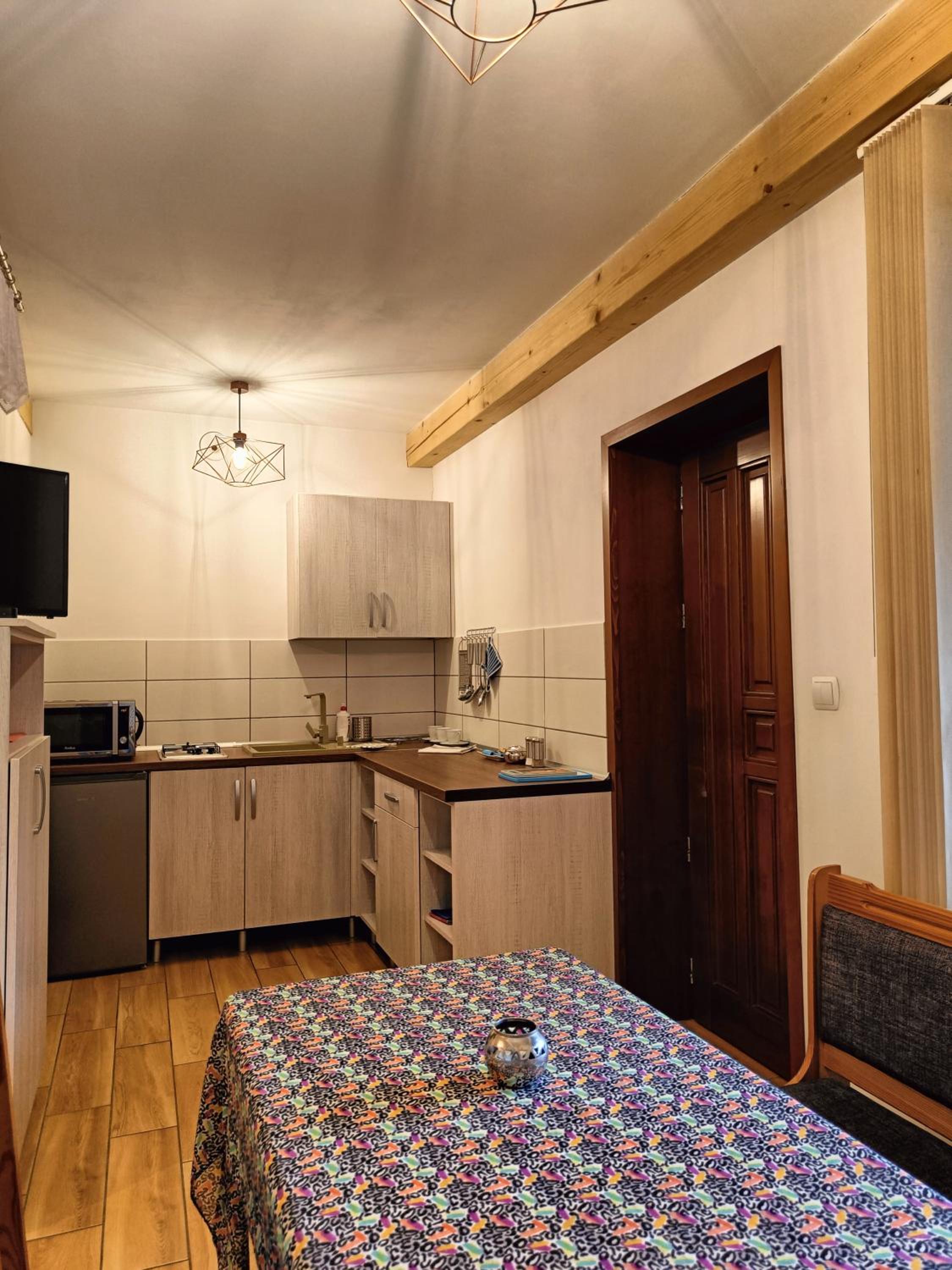 Studio Apartment - Photo 5