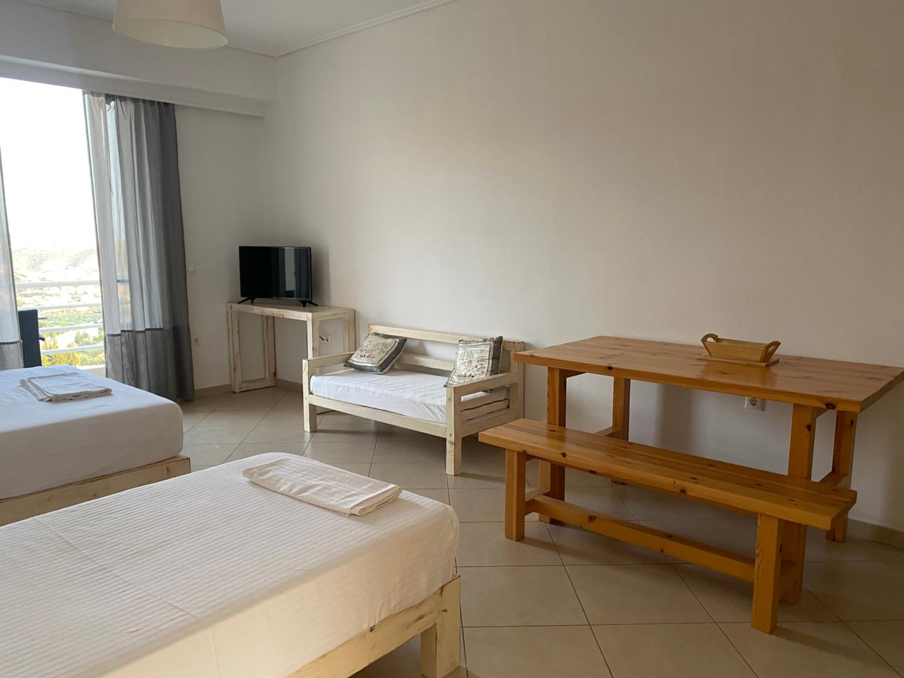 Standard Triple Studio