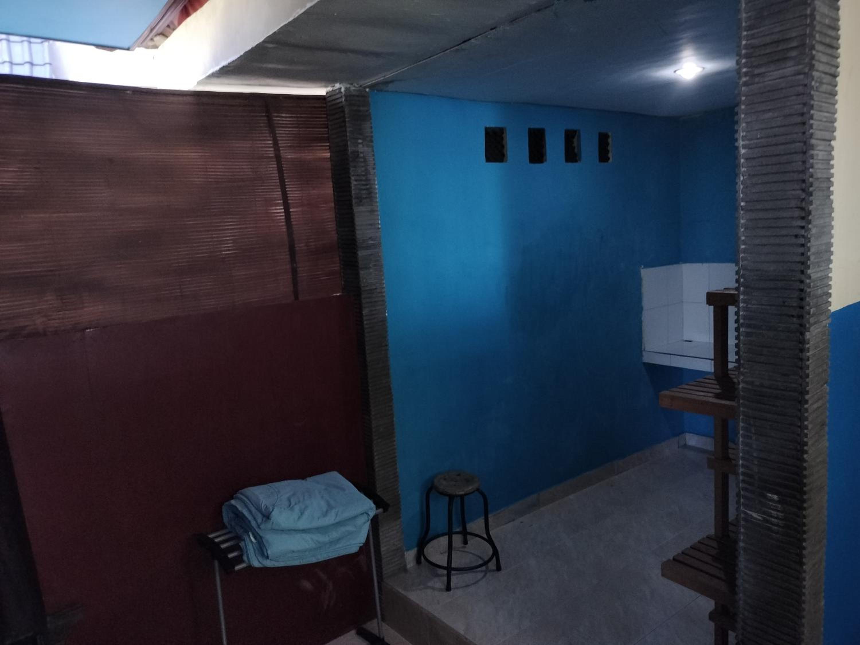 Double Room with Private Bathroom - Photo 7