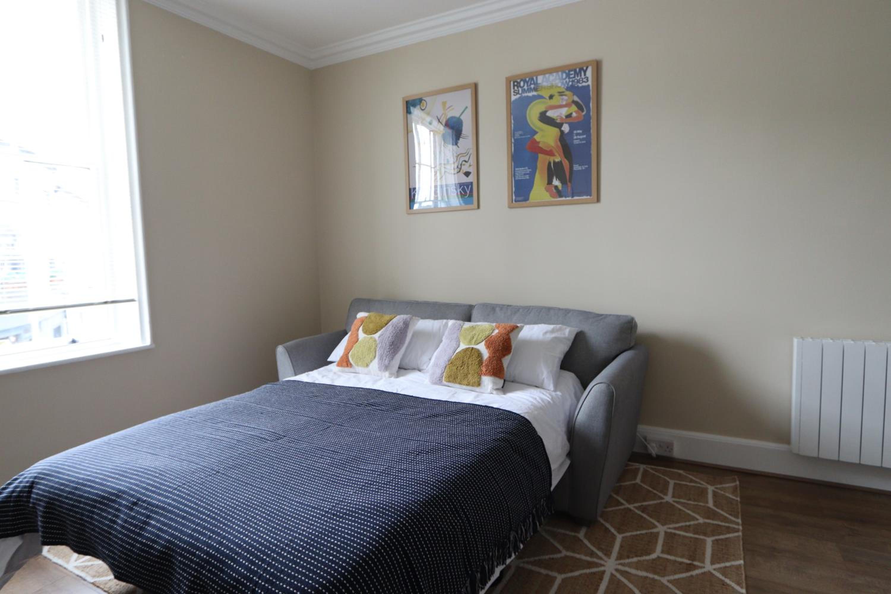 Studio Apartment photo 3