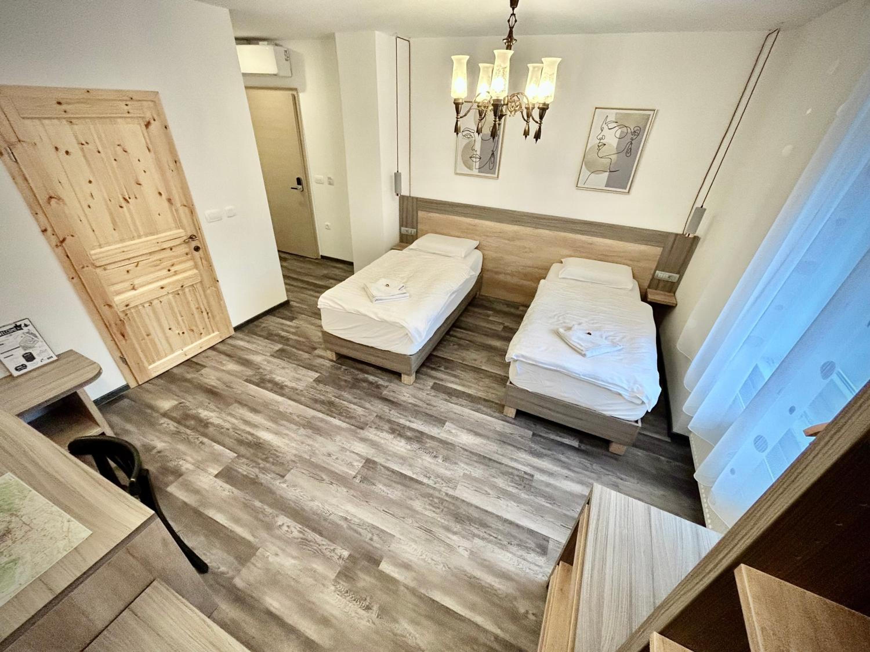 Twin Room with Private Bathroom