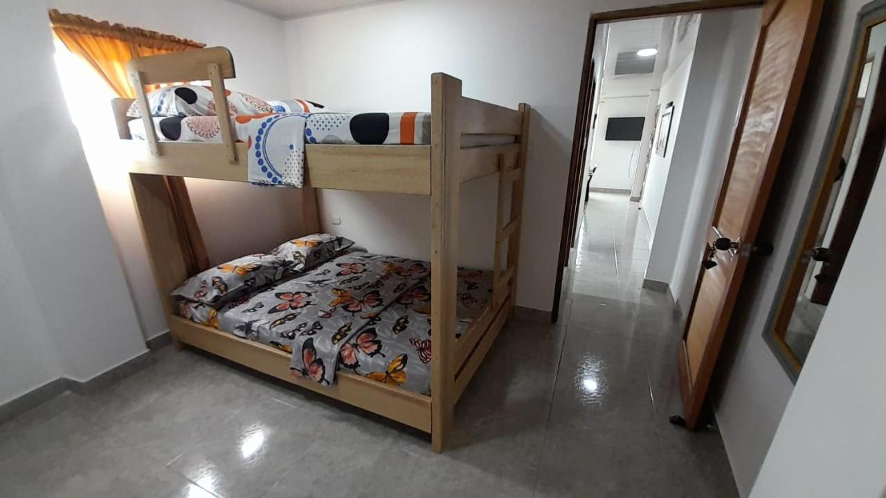 One-Bedroom Apartment photo 2