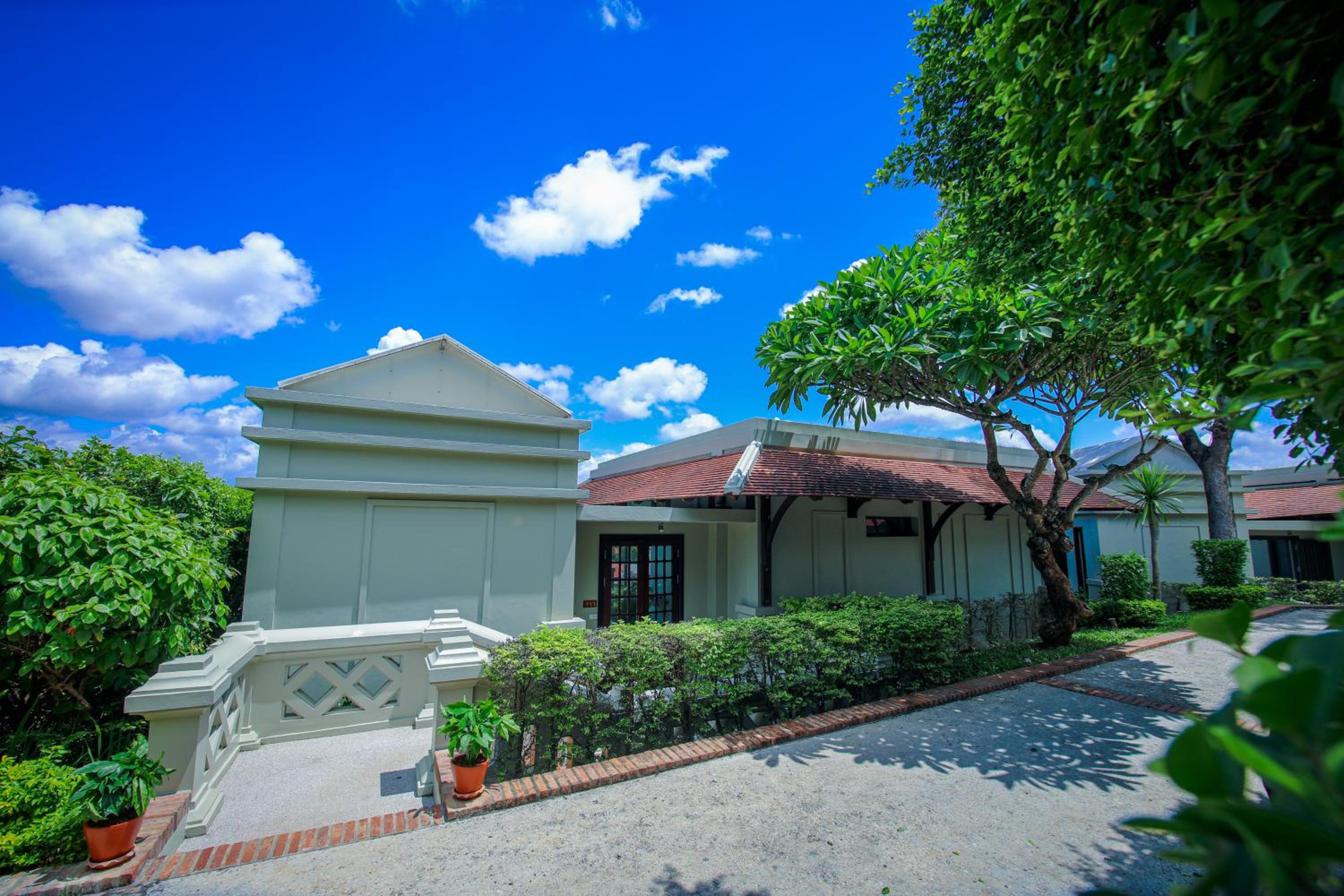 Pool Villa - Photo 15