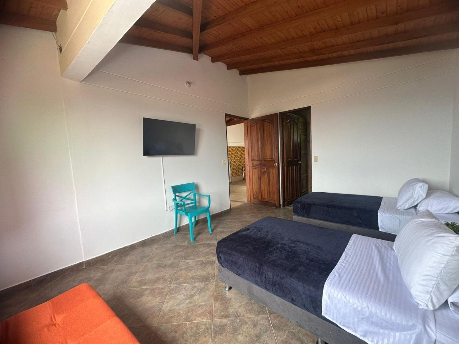 Three-Bedroom Villa photo 3