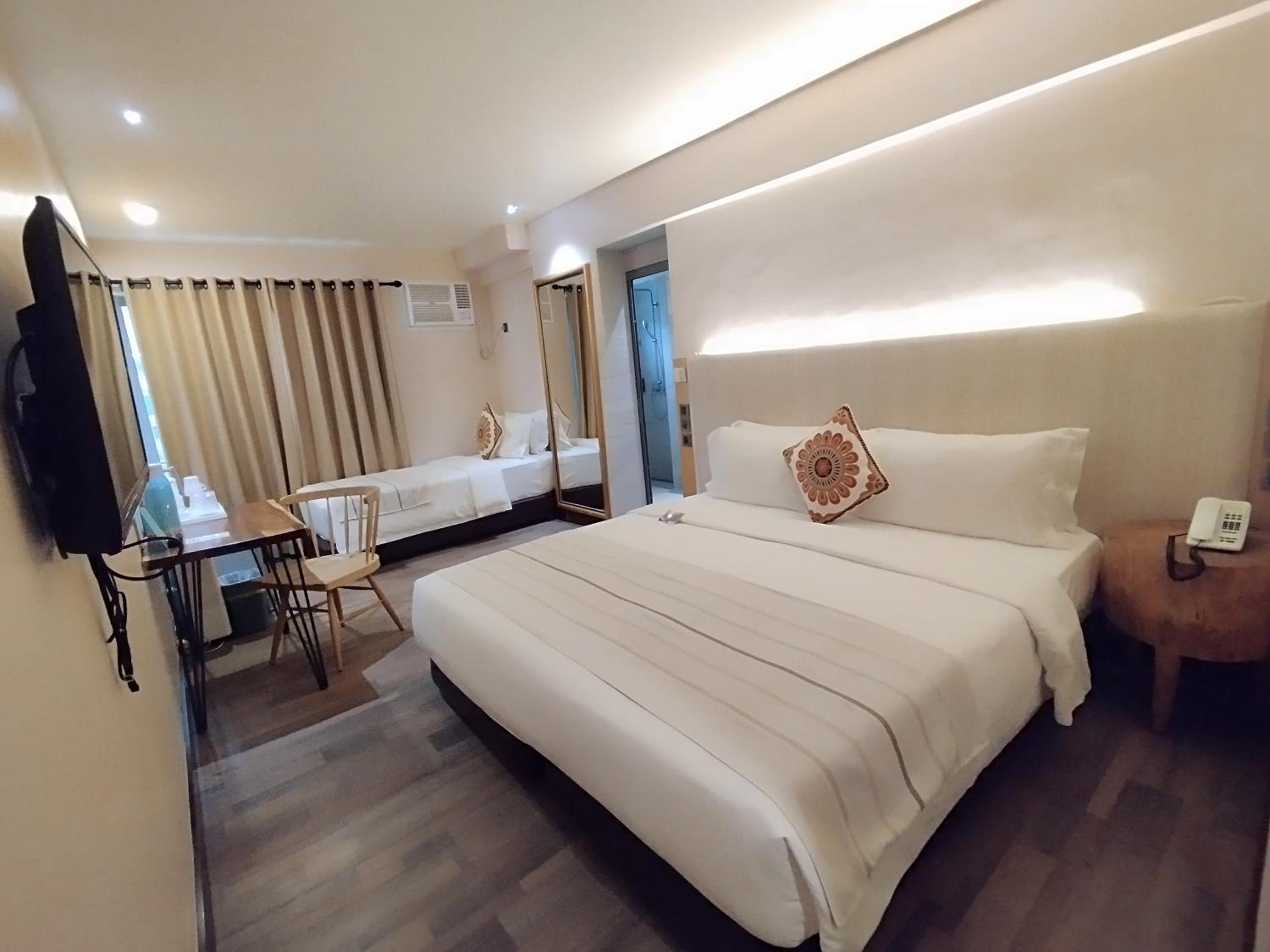 Standard Triple Room - Photo 3