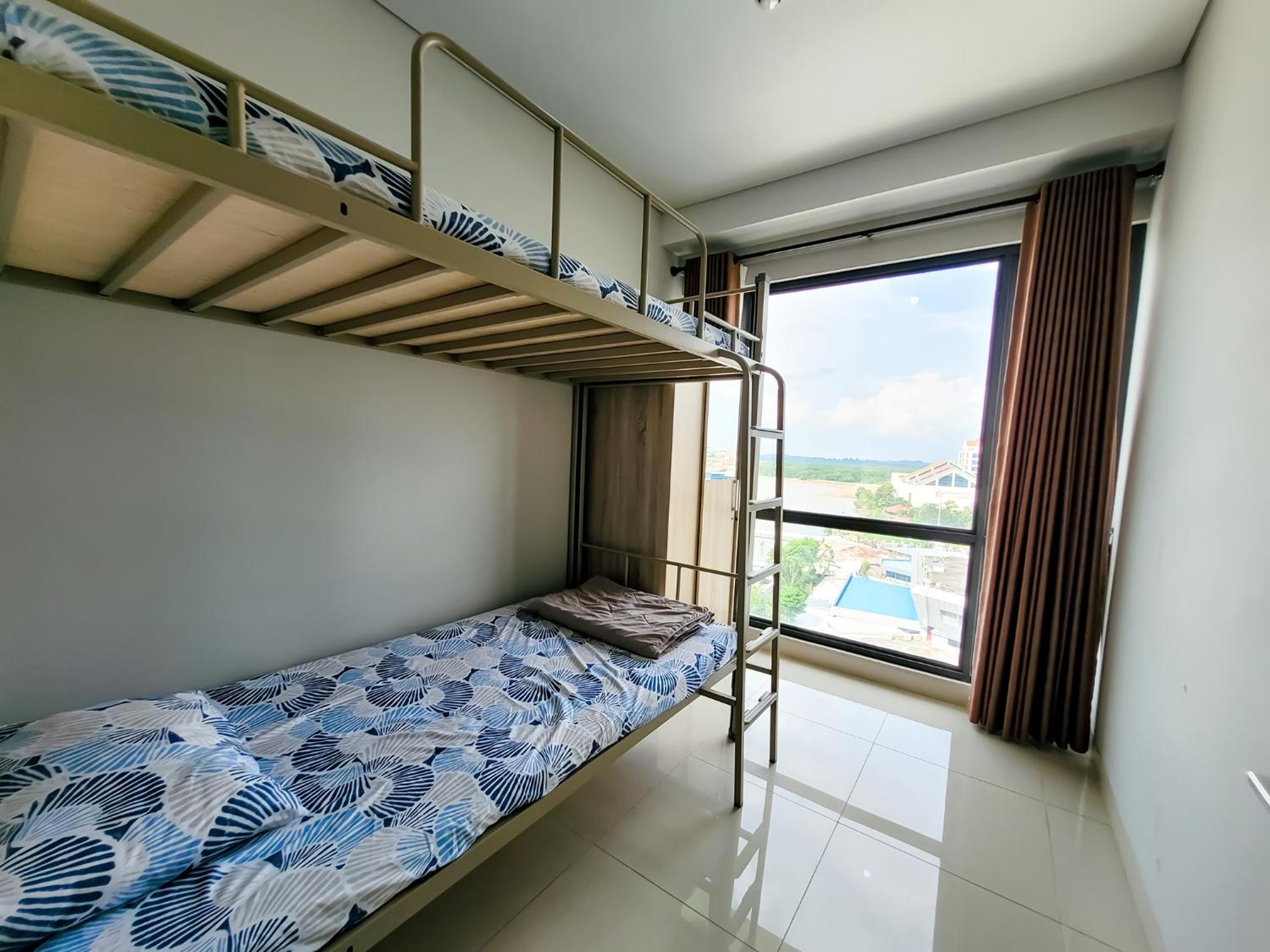 Three-Bedroom Apartment - Photo 14