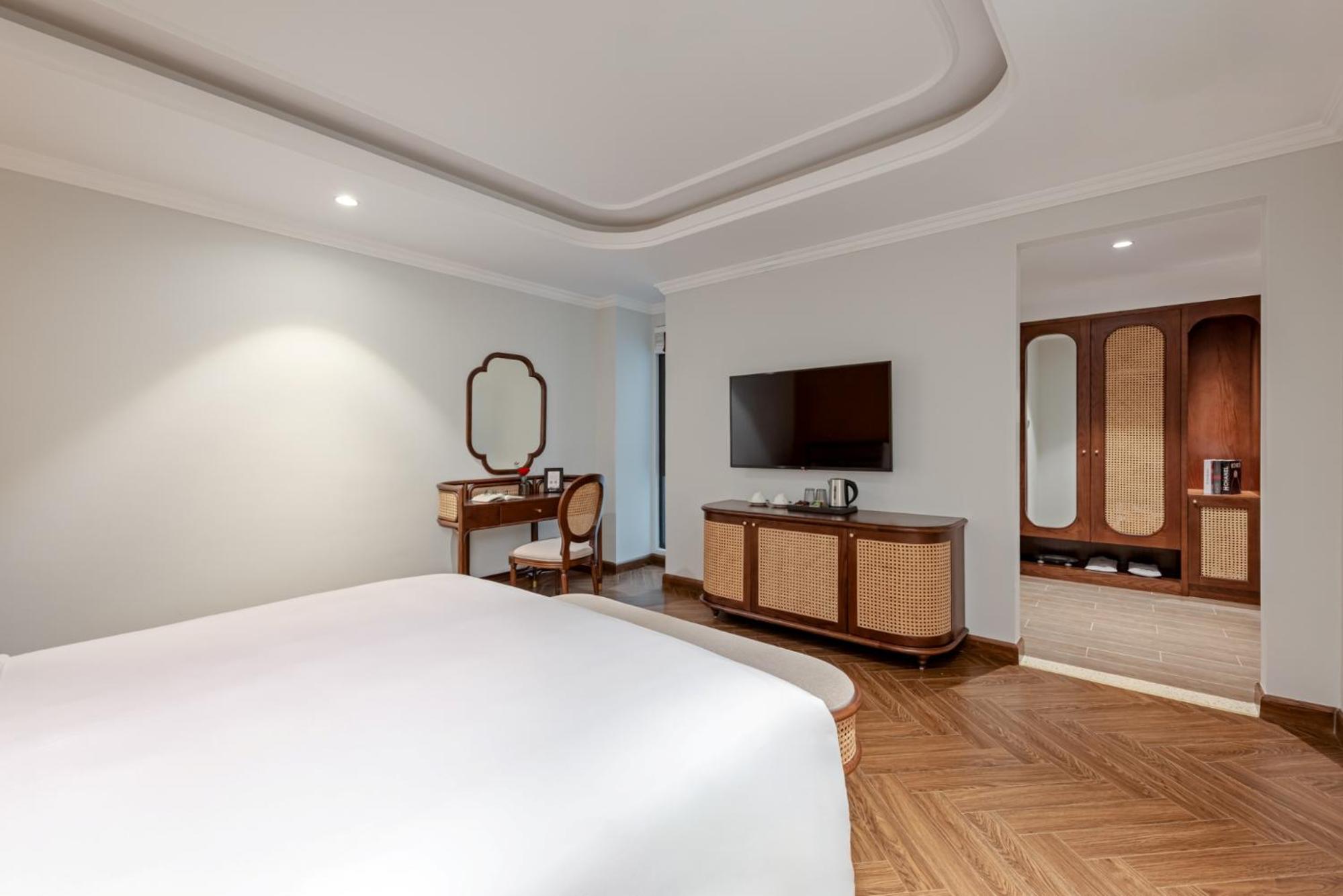 Deluxe Room – Internal Window photo 1