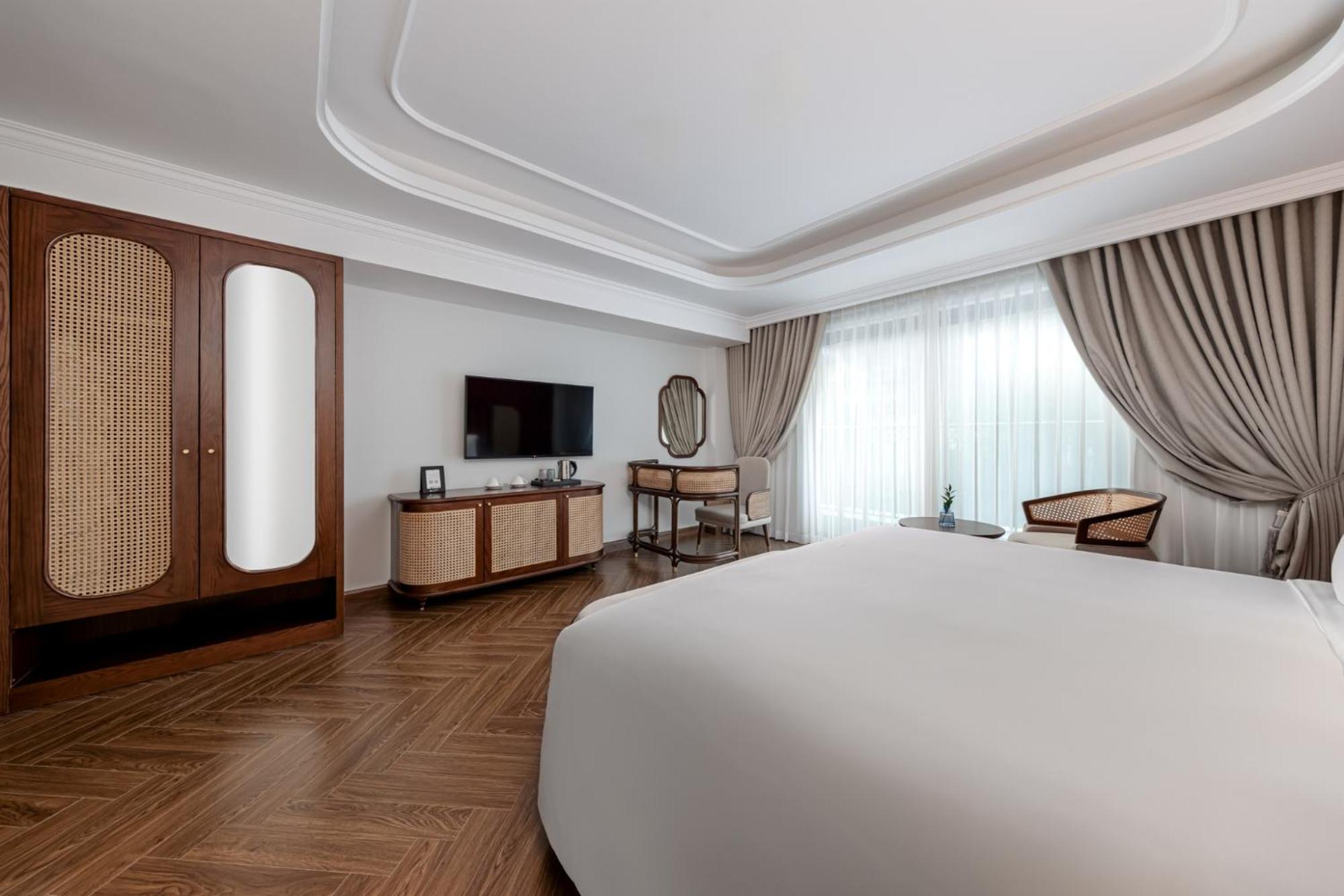 Executive Suite photo 1