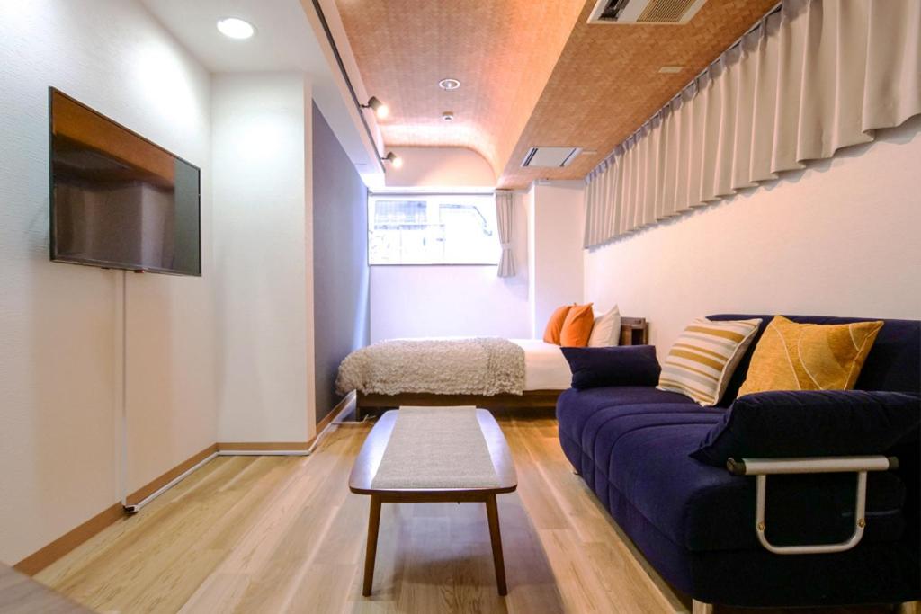 One-Bedroom Apartment photo 2