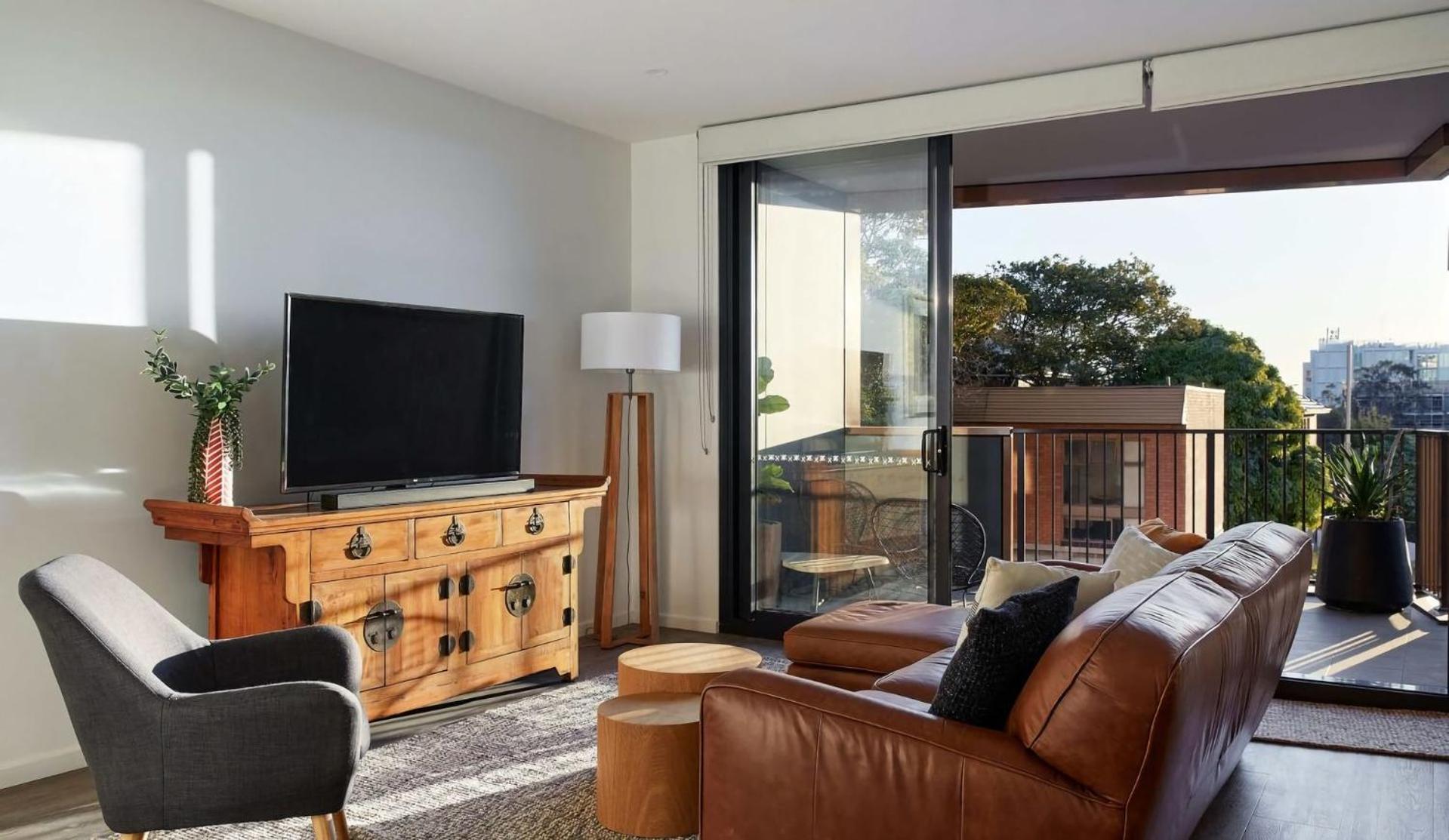 Apartment with Balcony photo 1