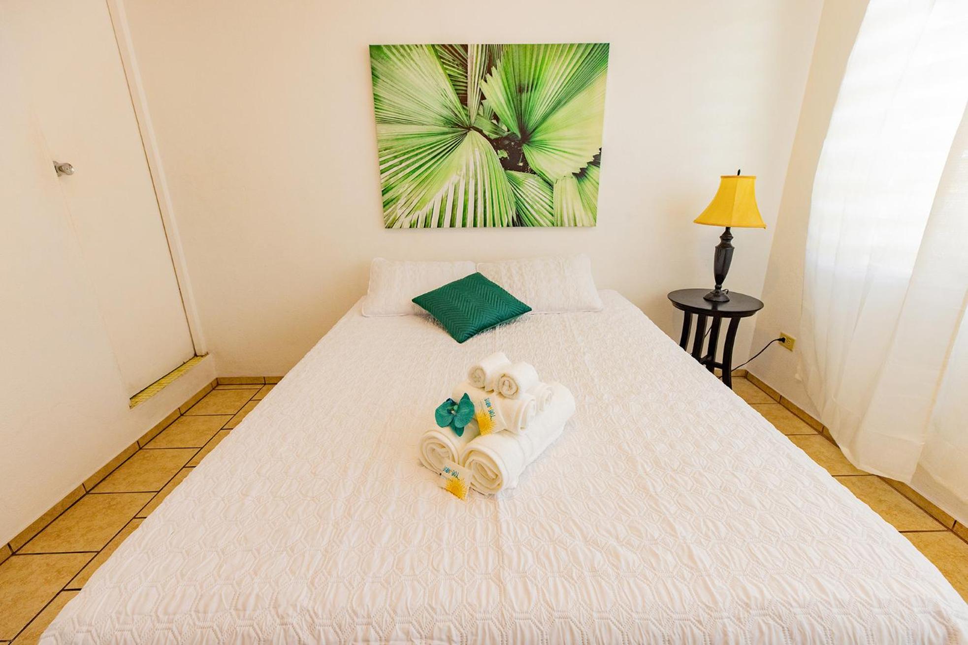 Queen Room photo 3