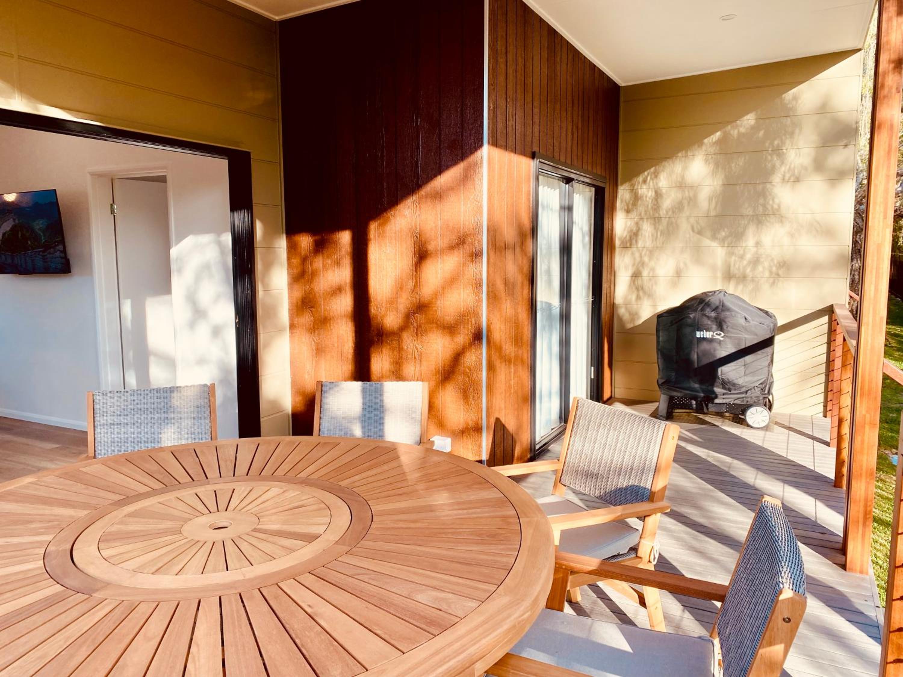 Three-Bedroom Villa photo 2