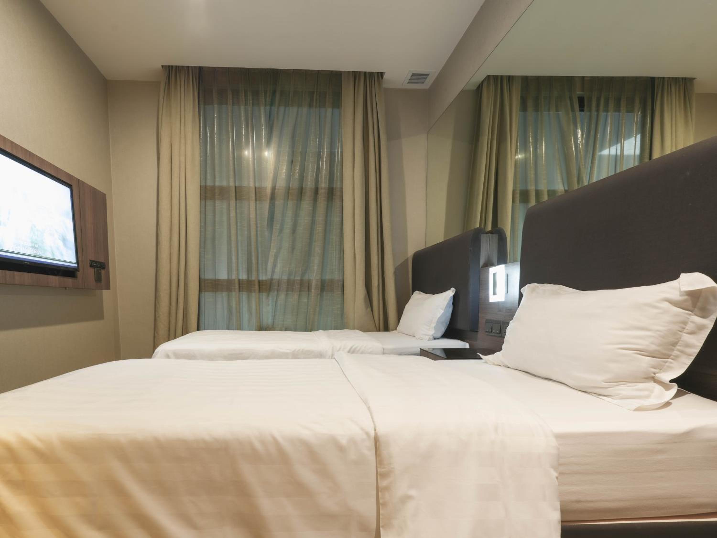 Superior Twin Room photo 2