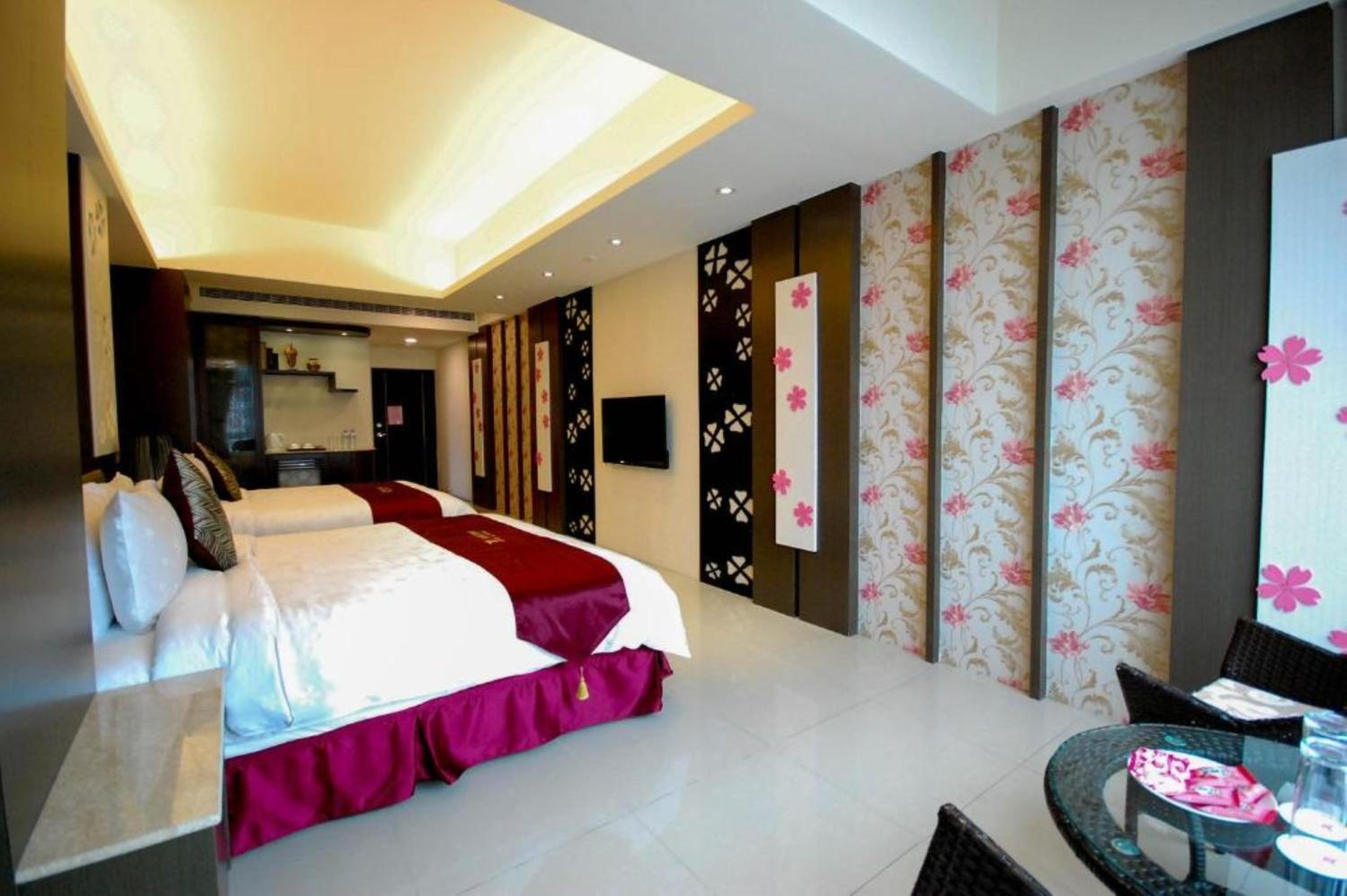 Quadruple Room with Bath photo 2