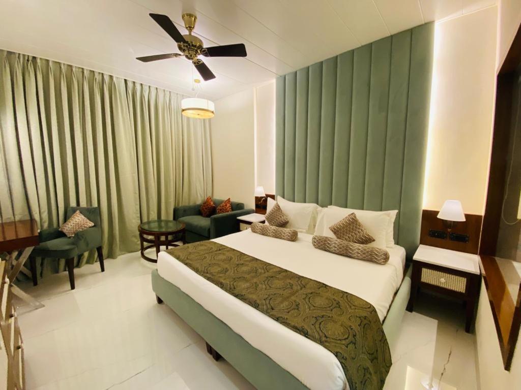 Aqua Vista Room - Photo 1