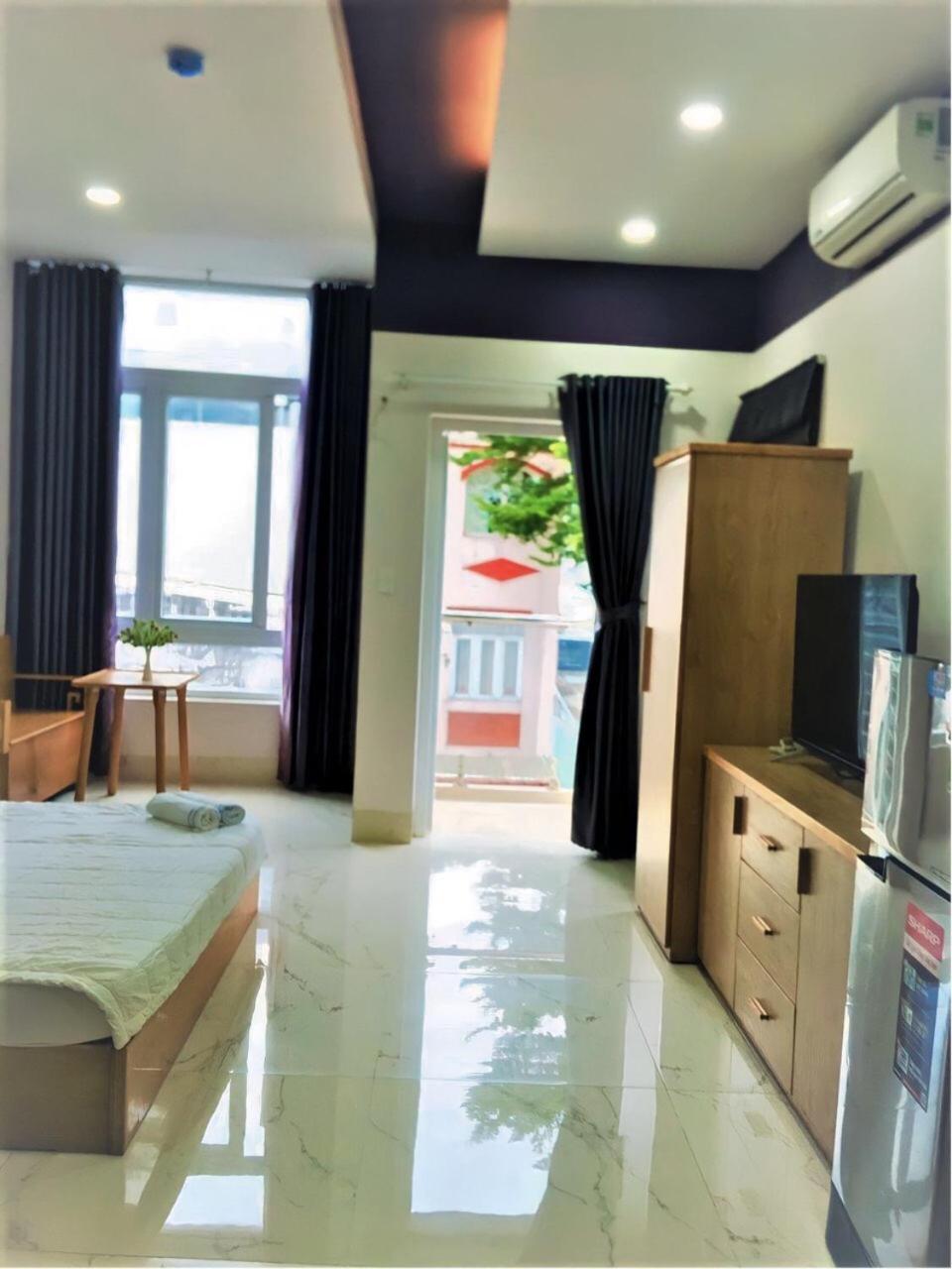 Apartment with Balcony photo 1