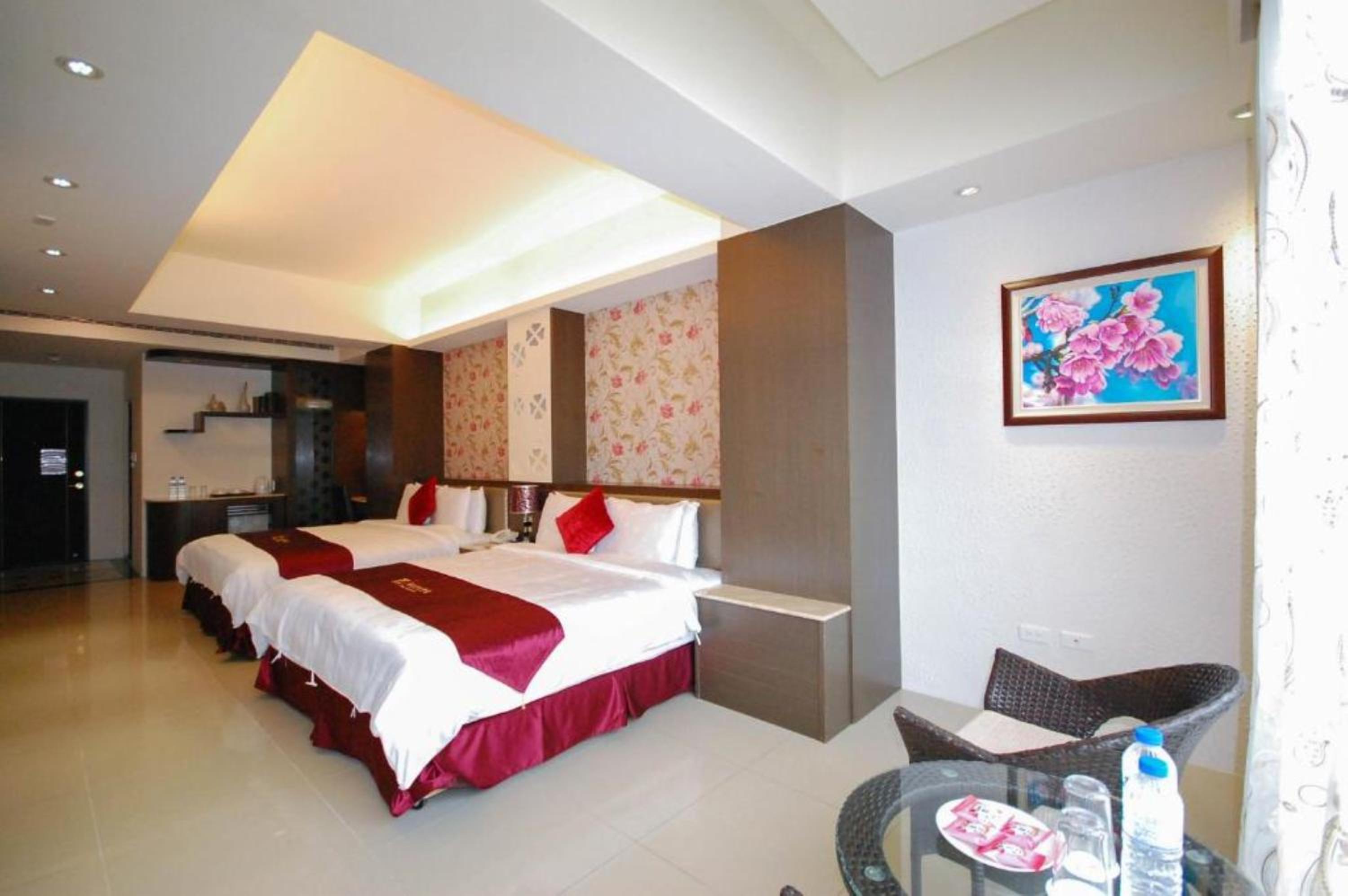 Classic Quadruple Room photo 3