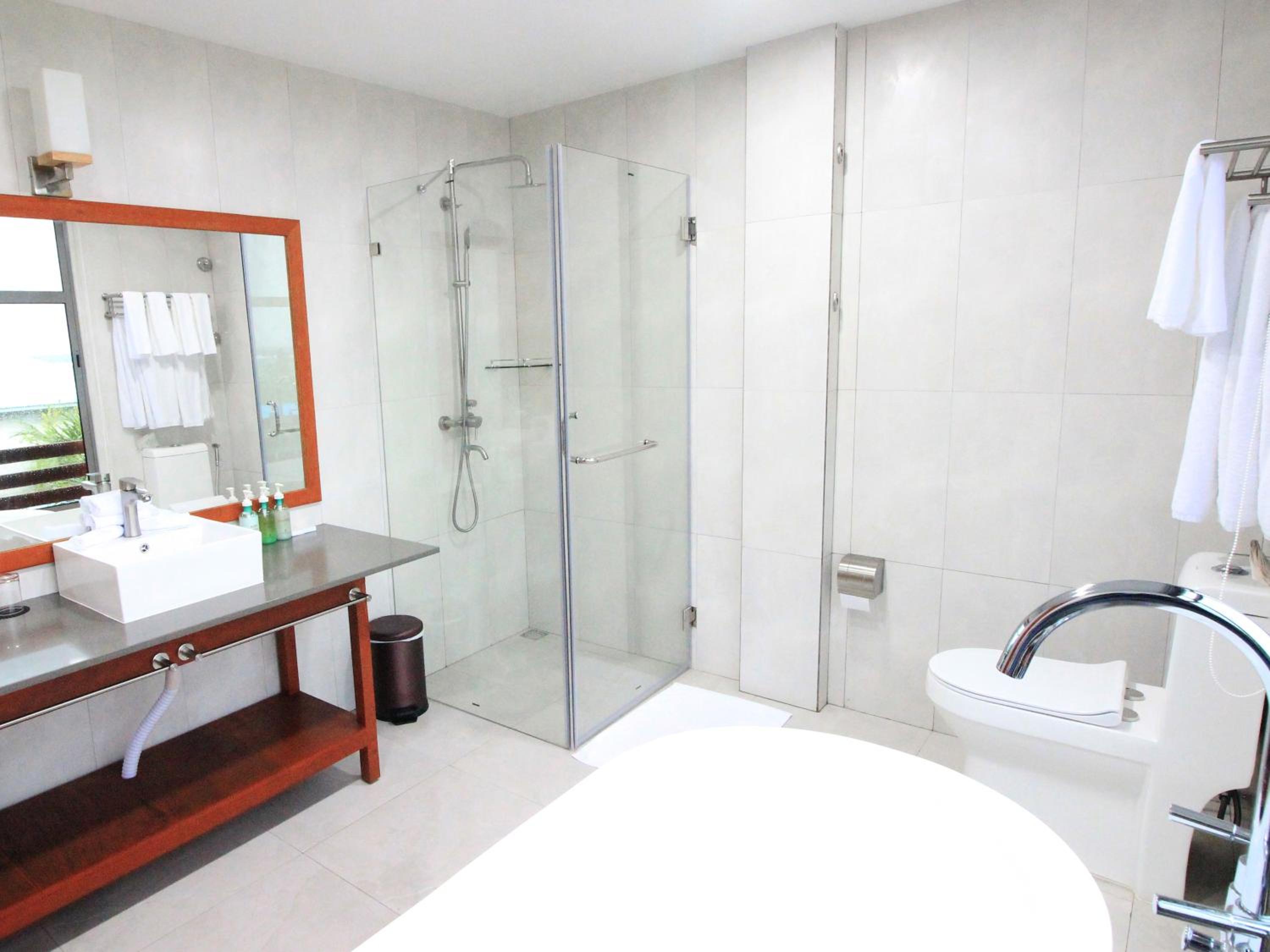  Family suite partial sea view - Balcony - Photo 9