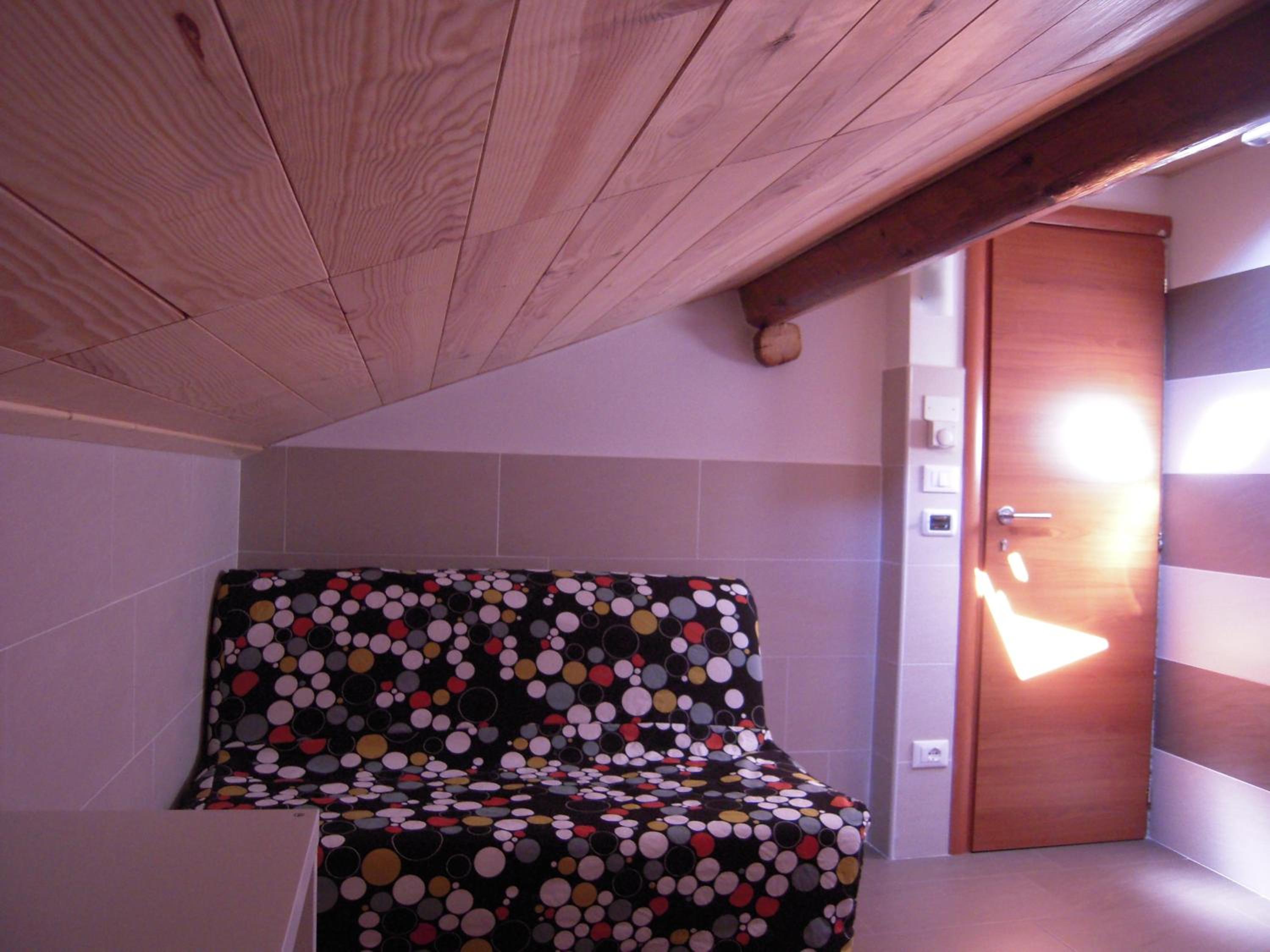 Studio with Sofa Bed