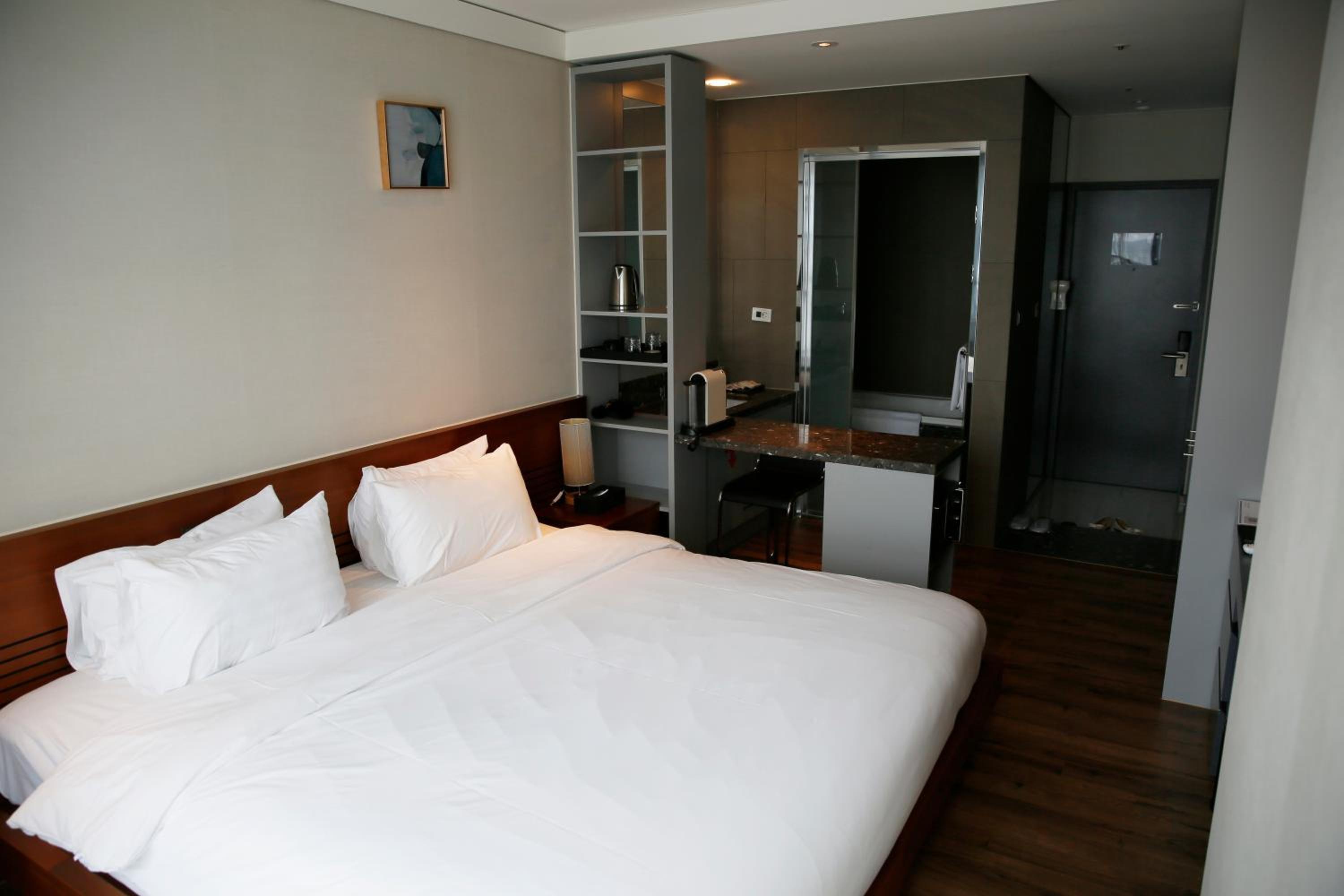 Executive Hollywood Double Room - Photo 1