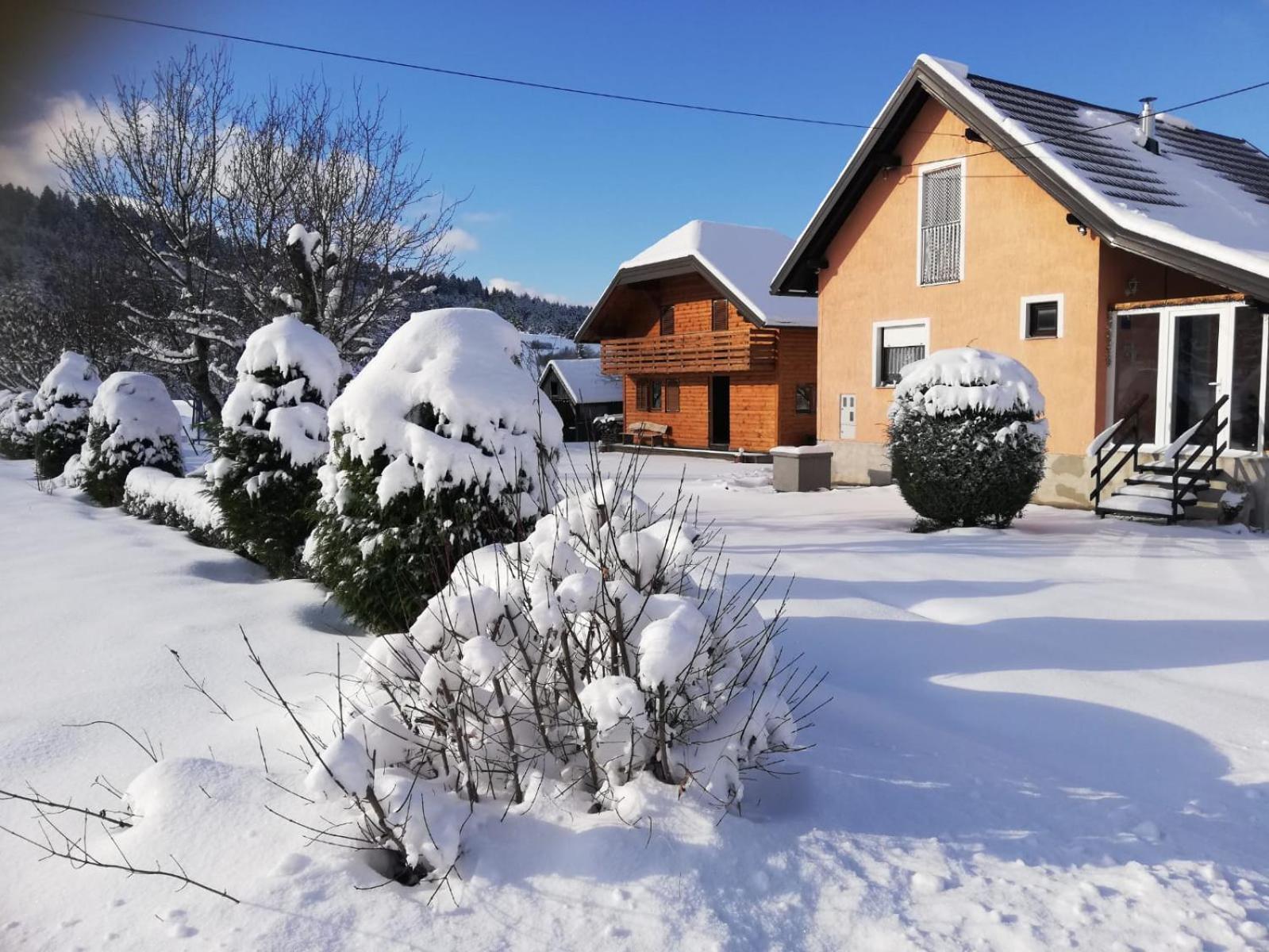Three-Bedroom House photo 2