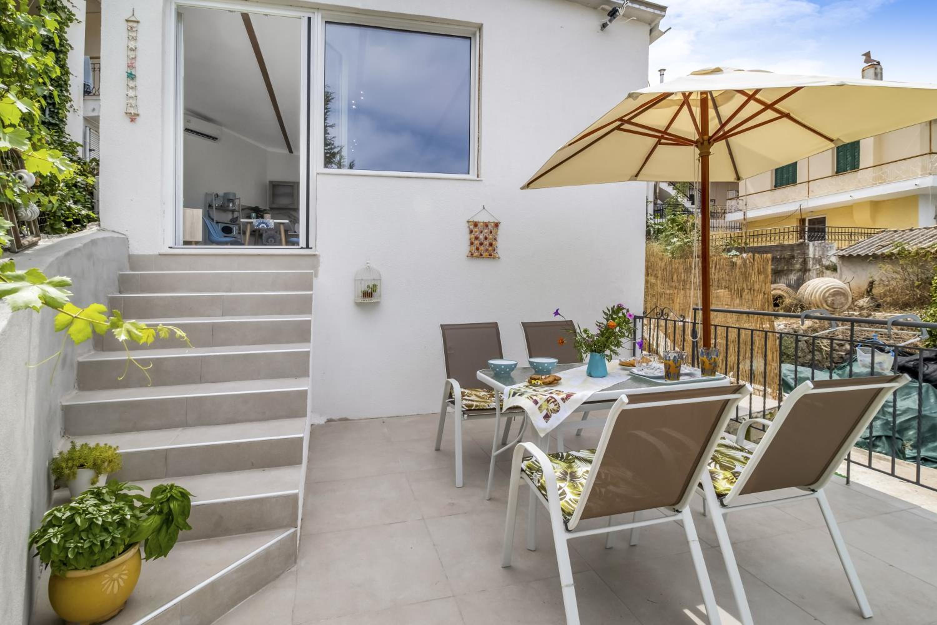 Superior One-Bedroom Apartment with Balcony photo 2