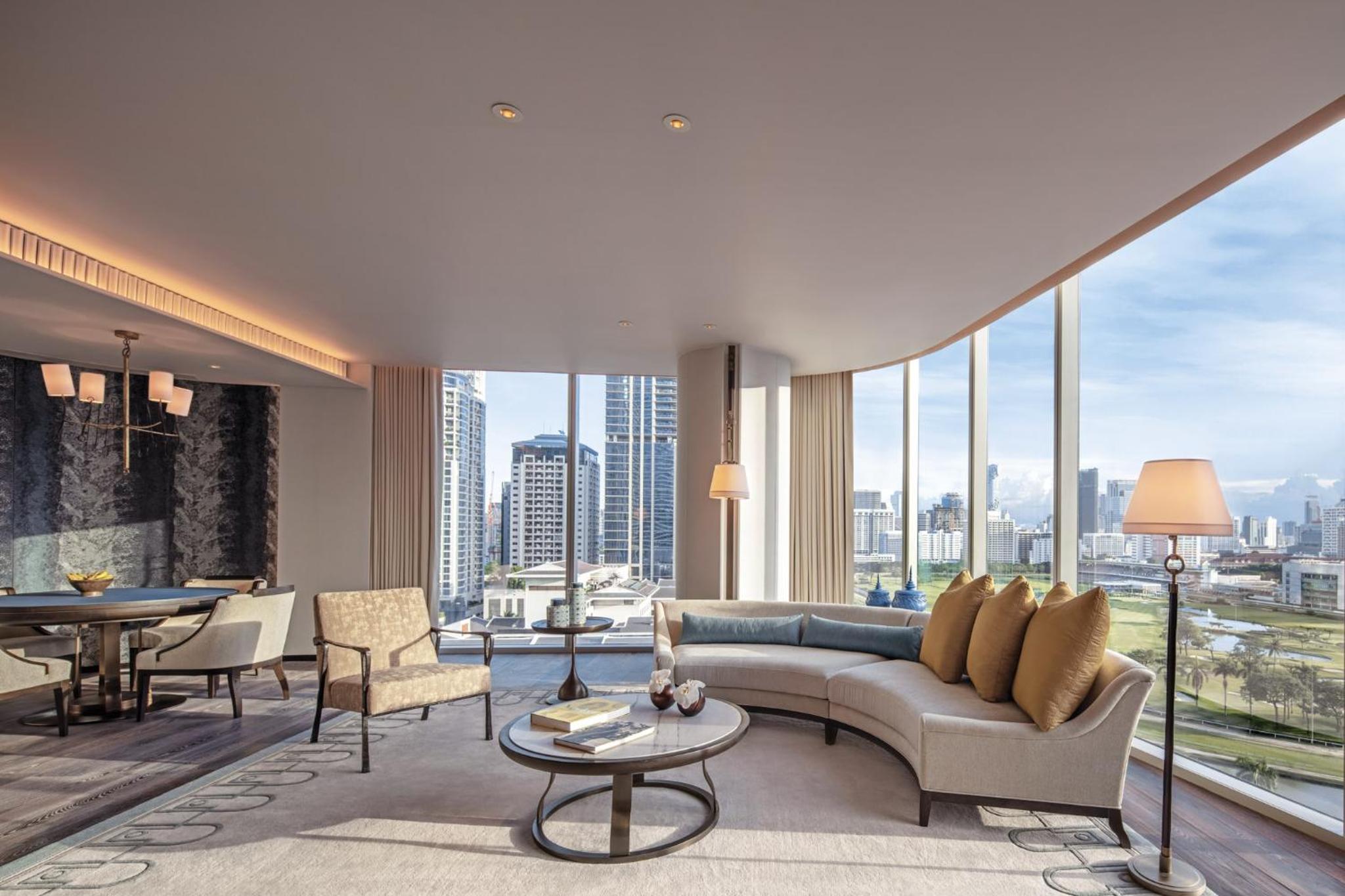 One-Bedroom King Suite