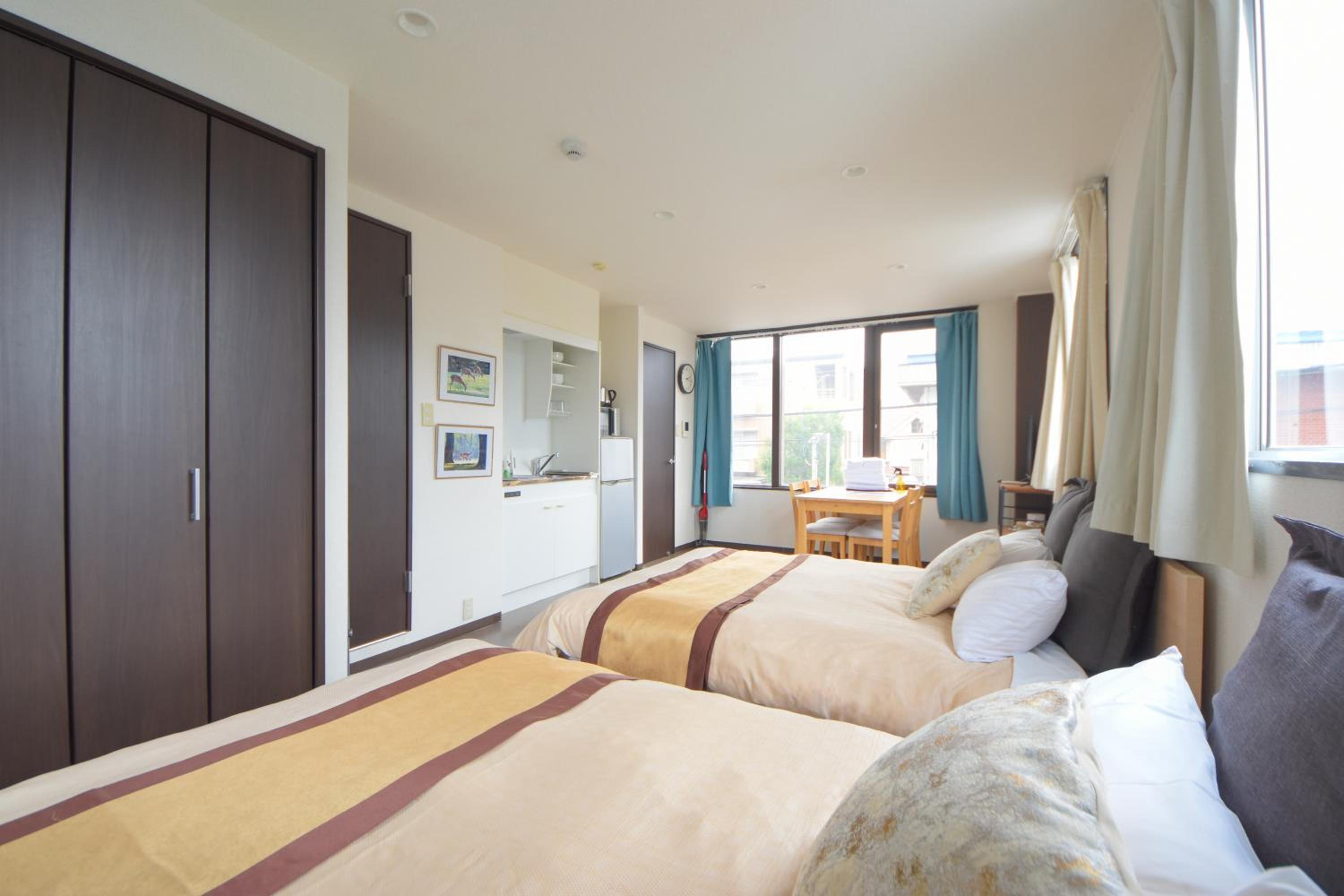 One-Bedroom Apartment - Photo 9