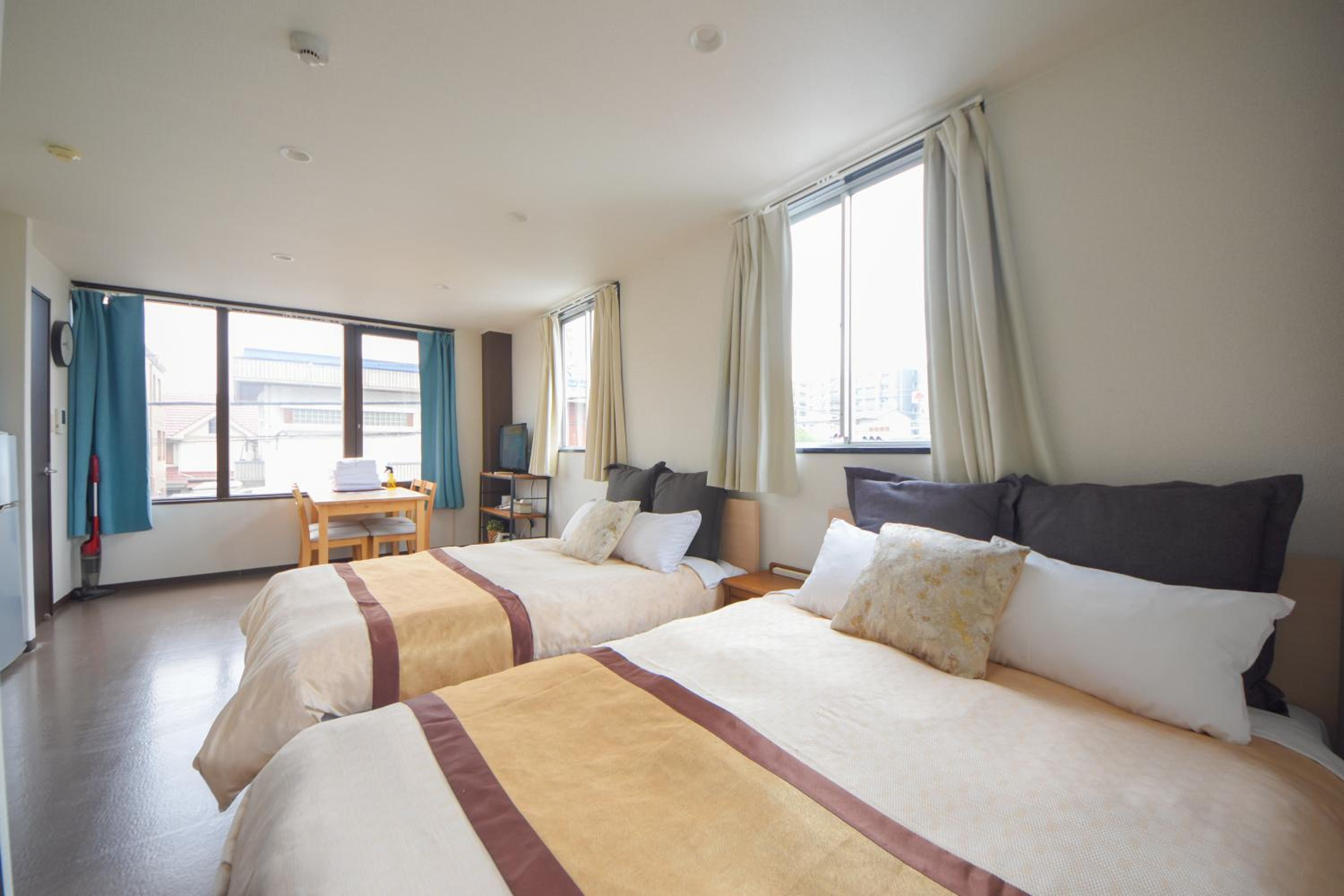 One-Bedroom Apartment - Photo 16