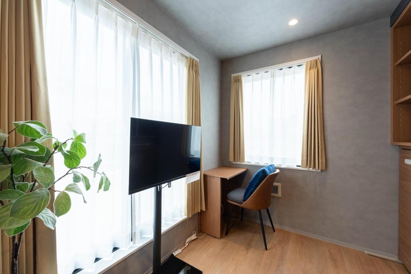 Apartment photo 2