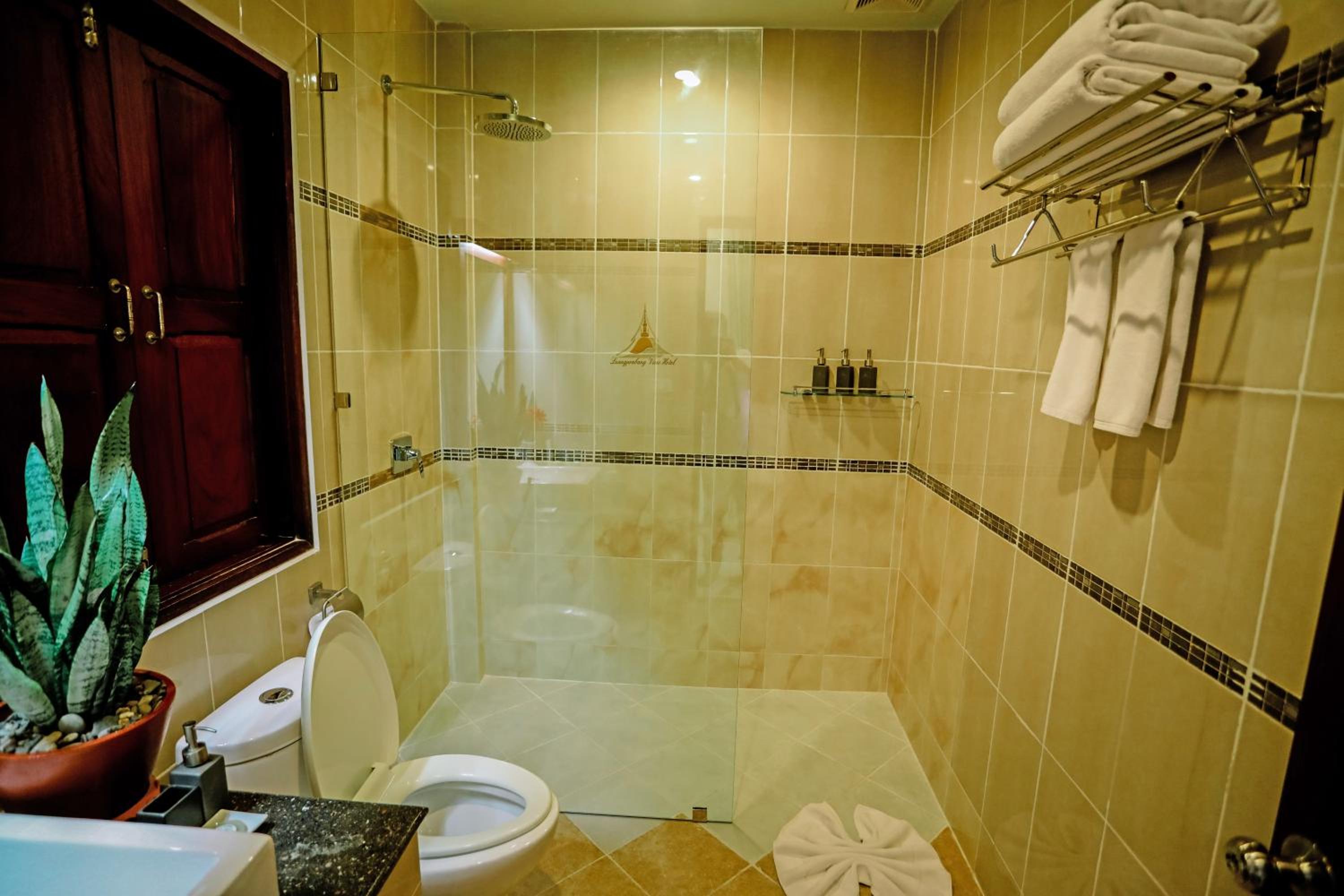 Standard Double Or Twin Room - Photo 14