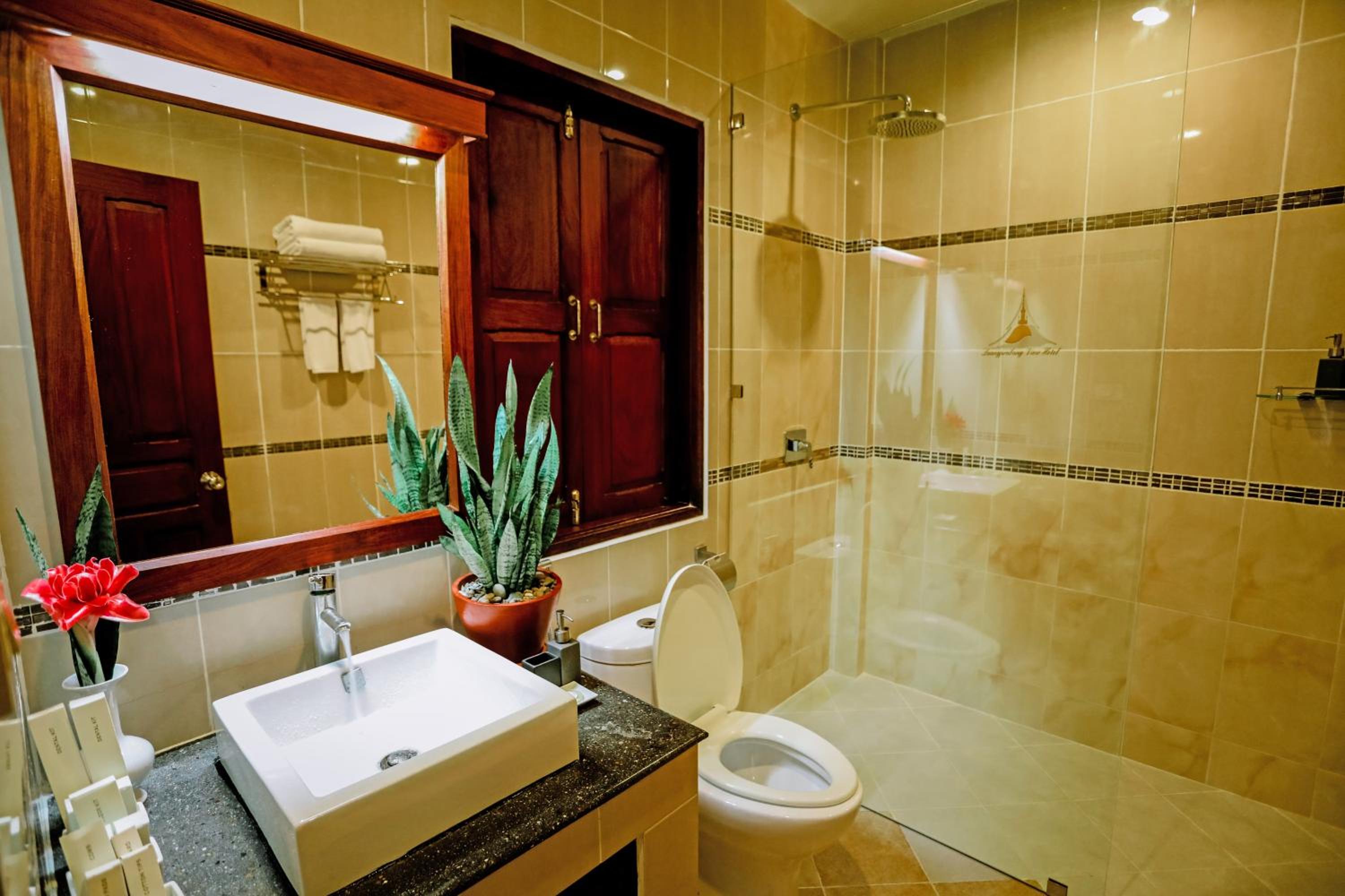 Standard Double Or Twin Room - Photo 13