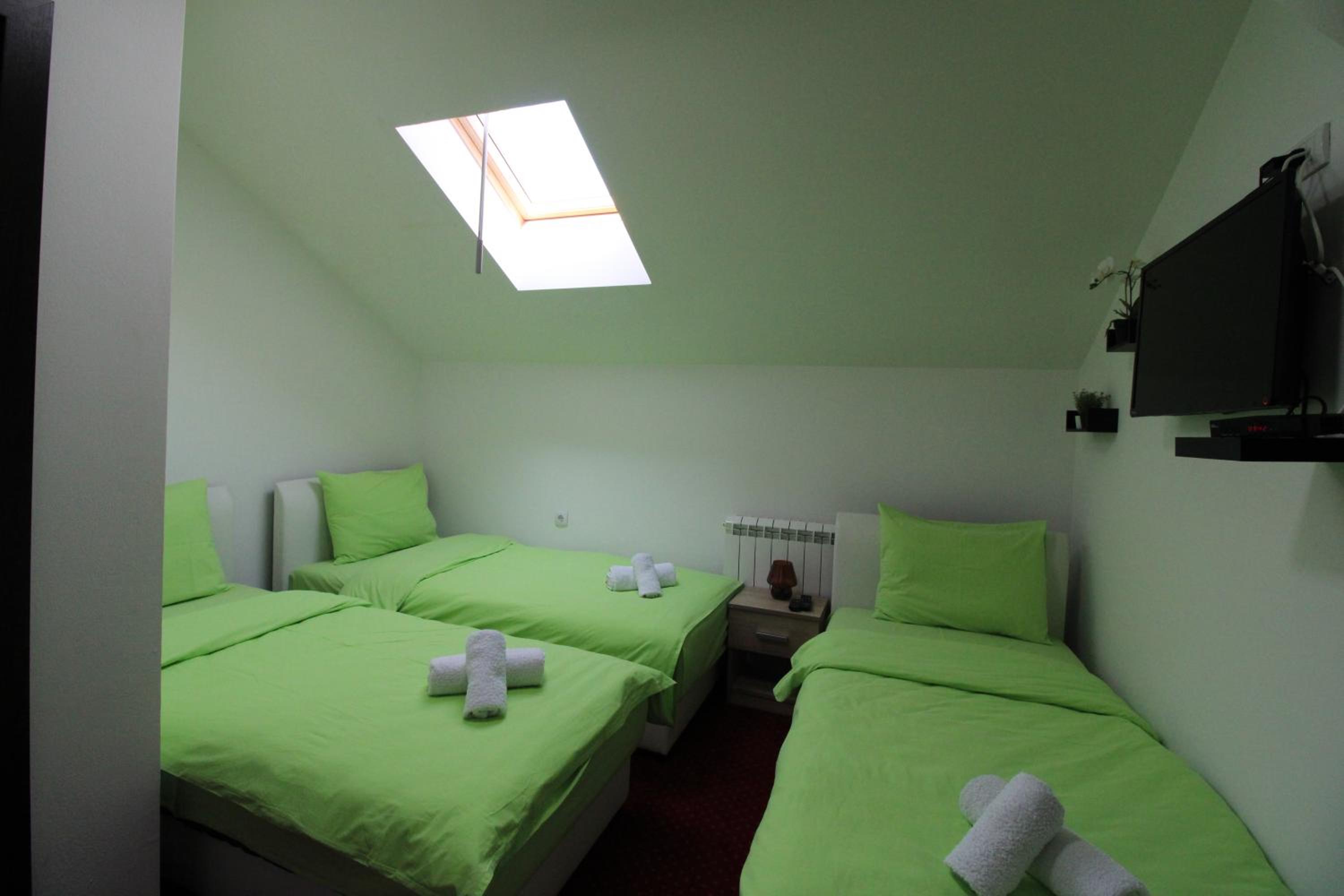 Standard Triple Room photo 1
