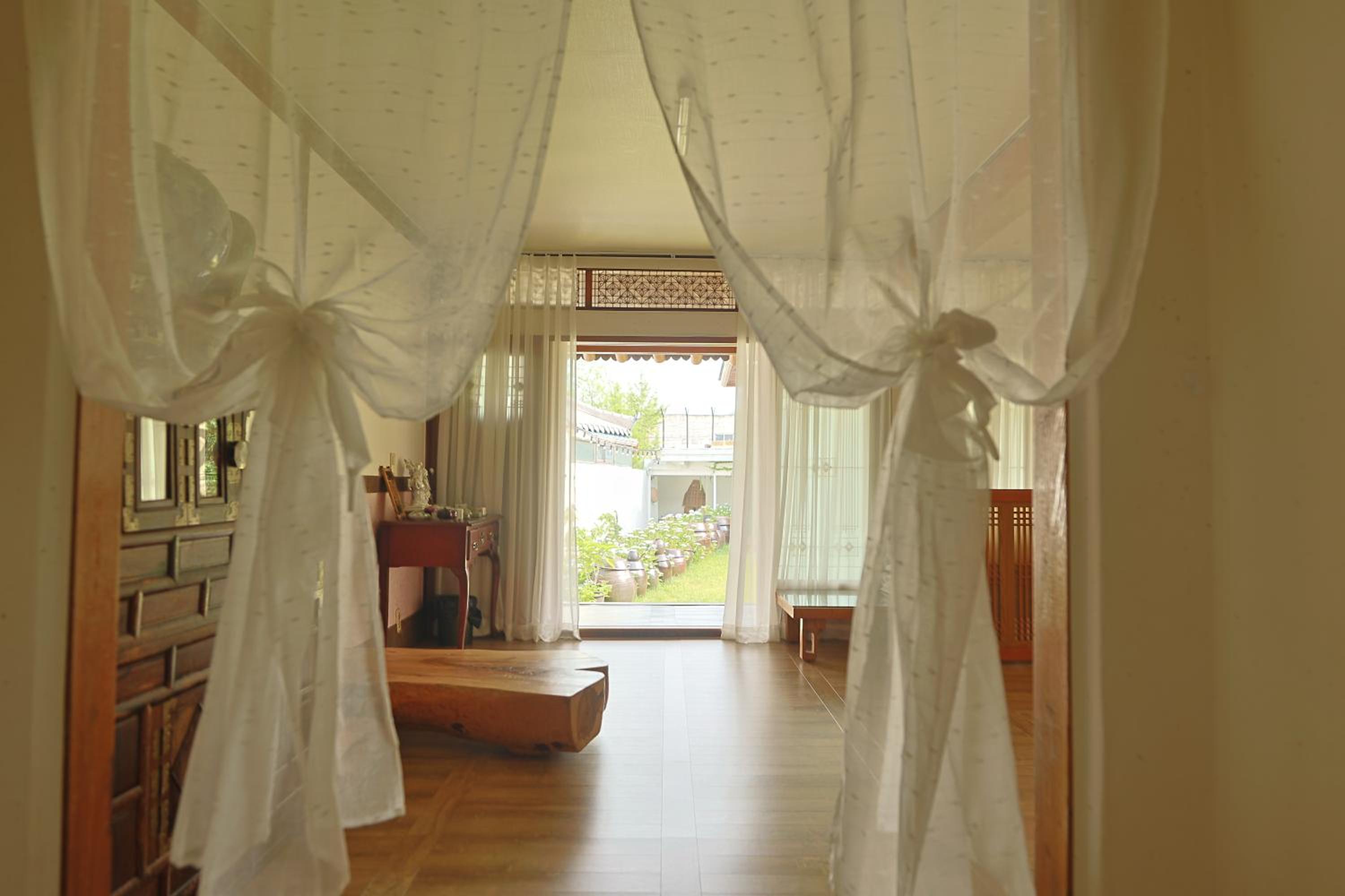 Studio with Garden View photo 2