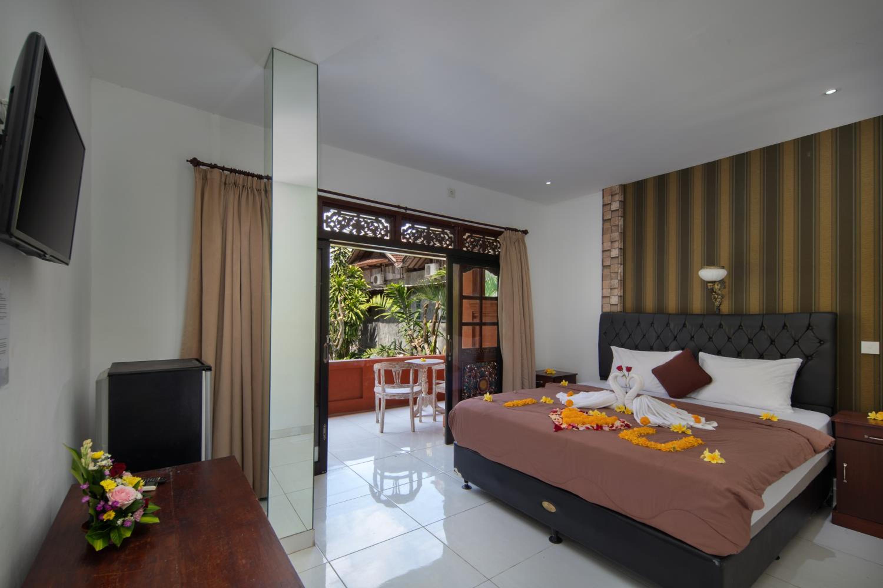 Deluxe Double Room - Photo 1