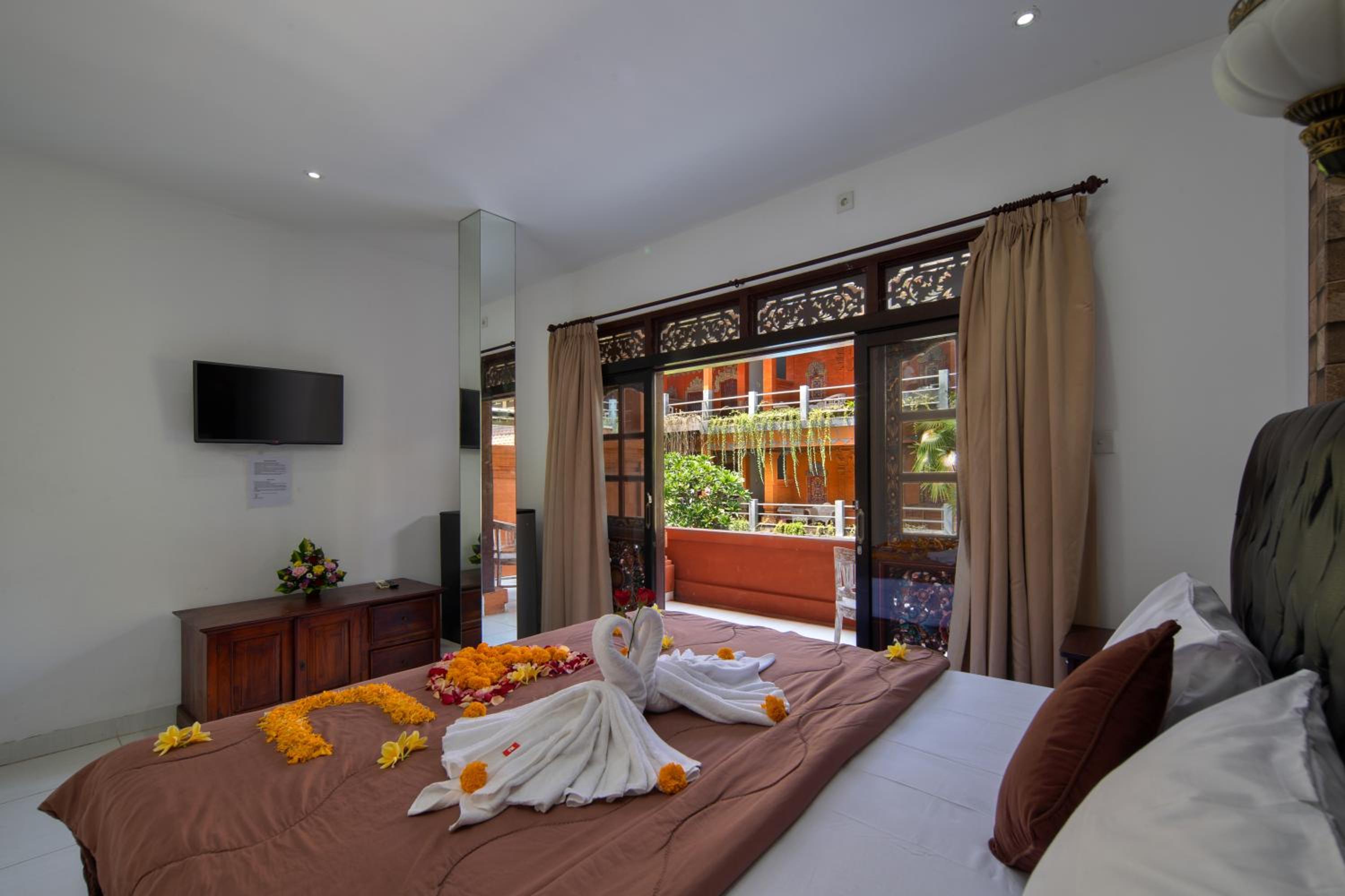 Deluxe Double Room - Photo 2
