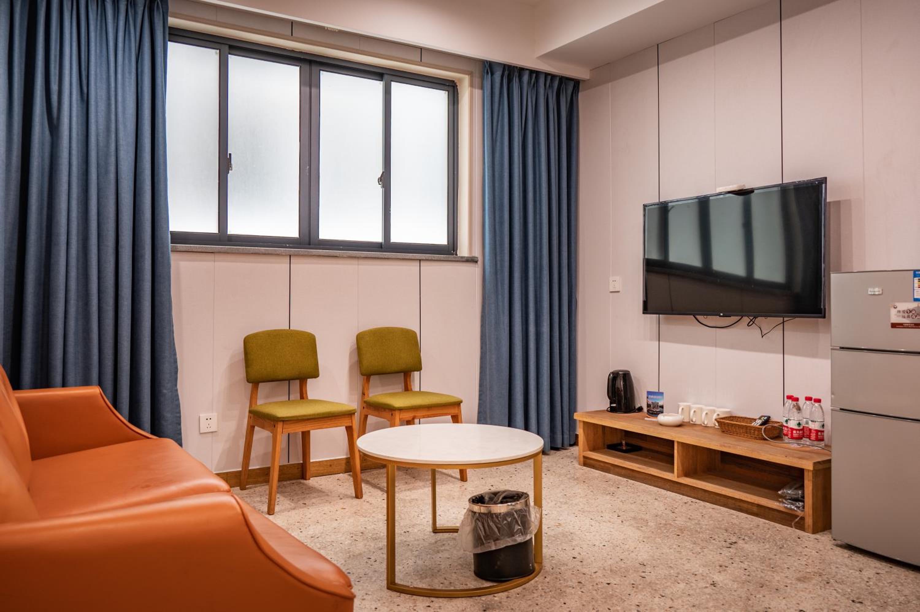Two-Bedroom Suite photo 2