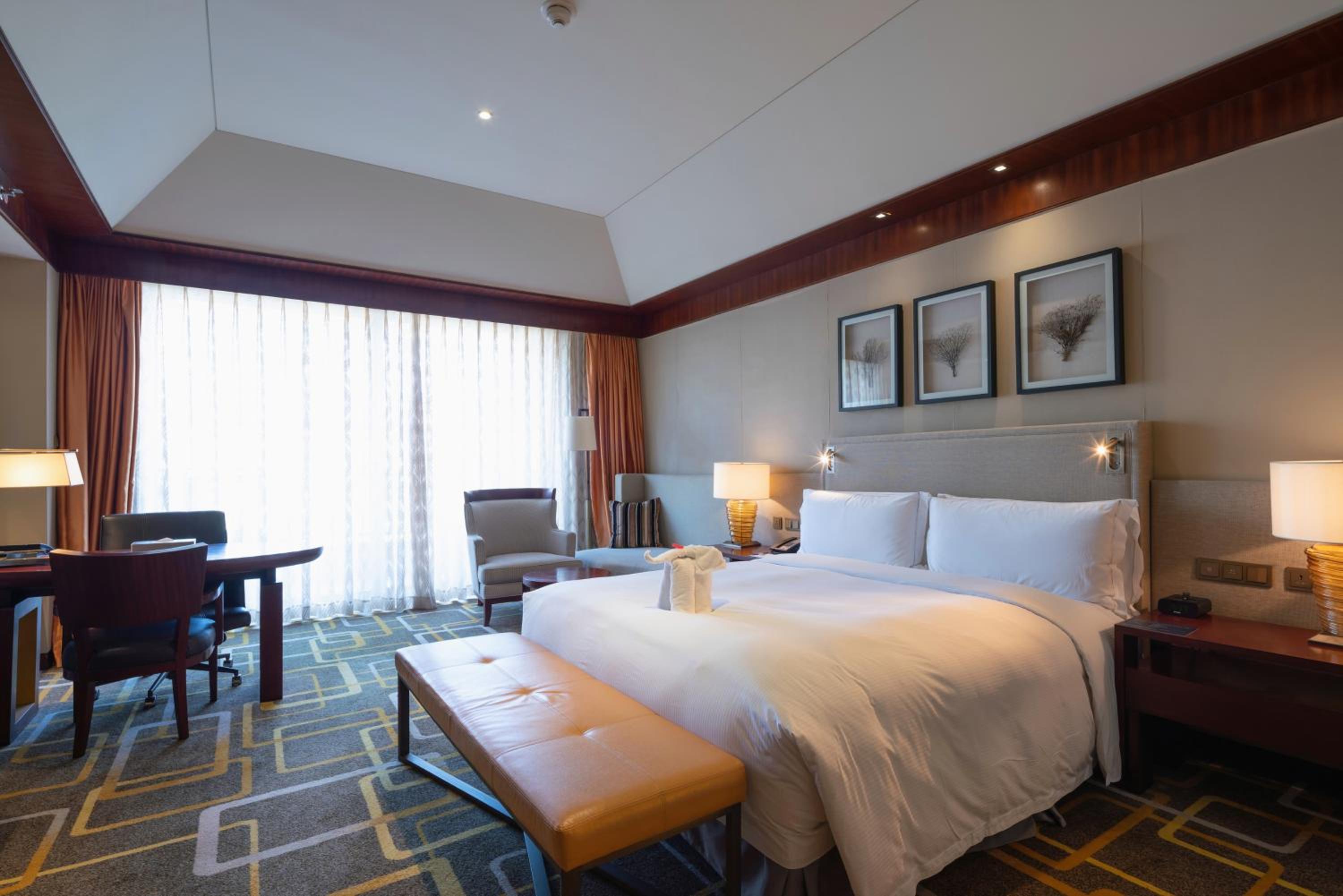 Executive King Room-Ocean View Lounge Access