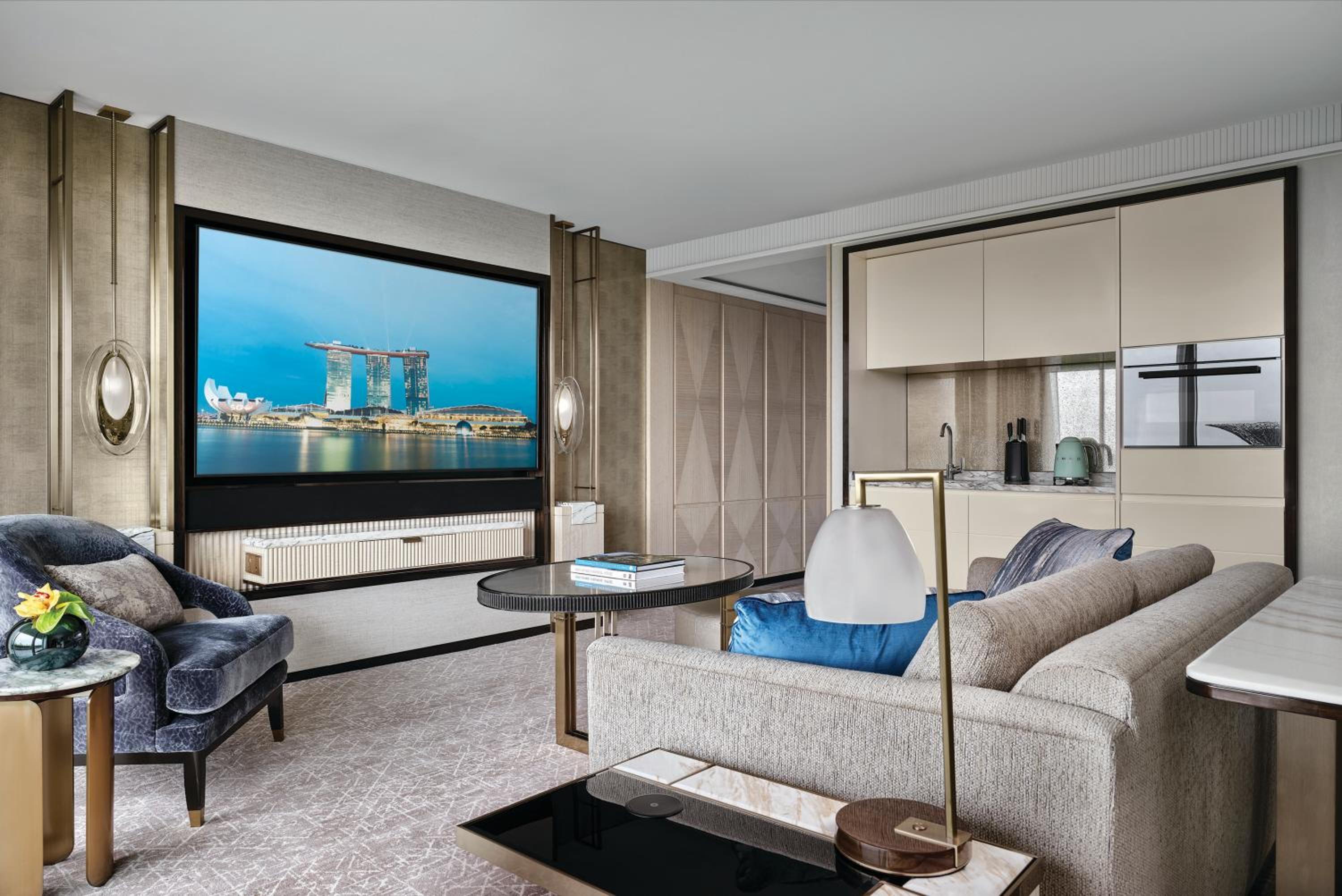 Sands Family Escapade Package - Sands Family Suite Gardens By The Bay View