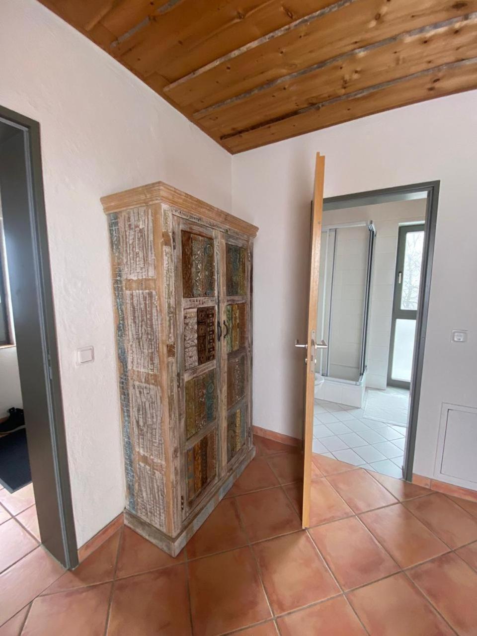 Double Room - Photo 4